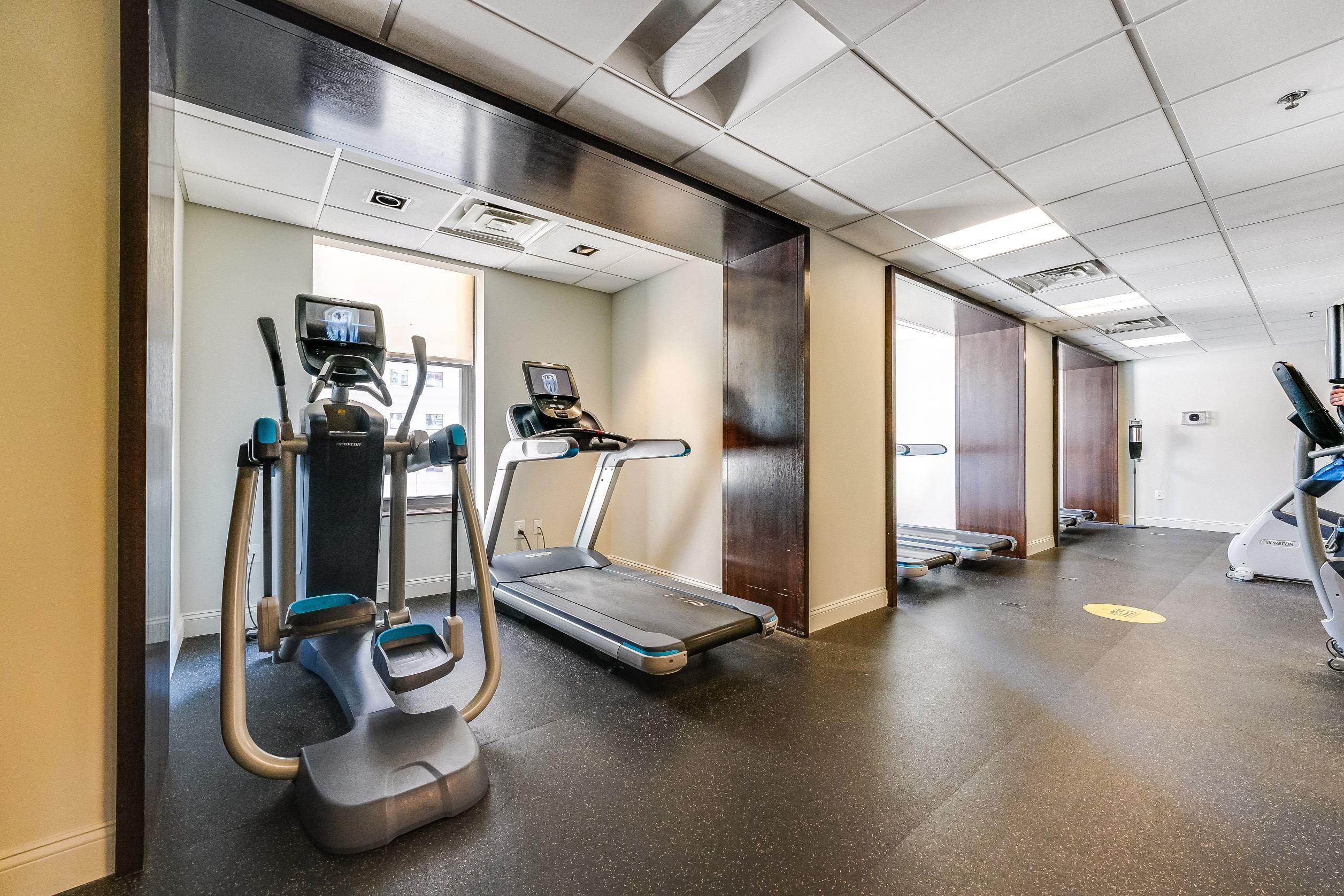 102 CHRISTOPHER COLUMBUS DR Unit 604