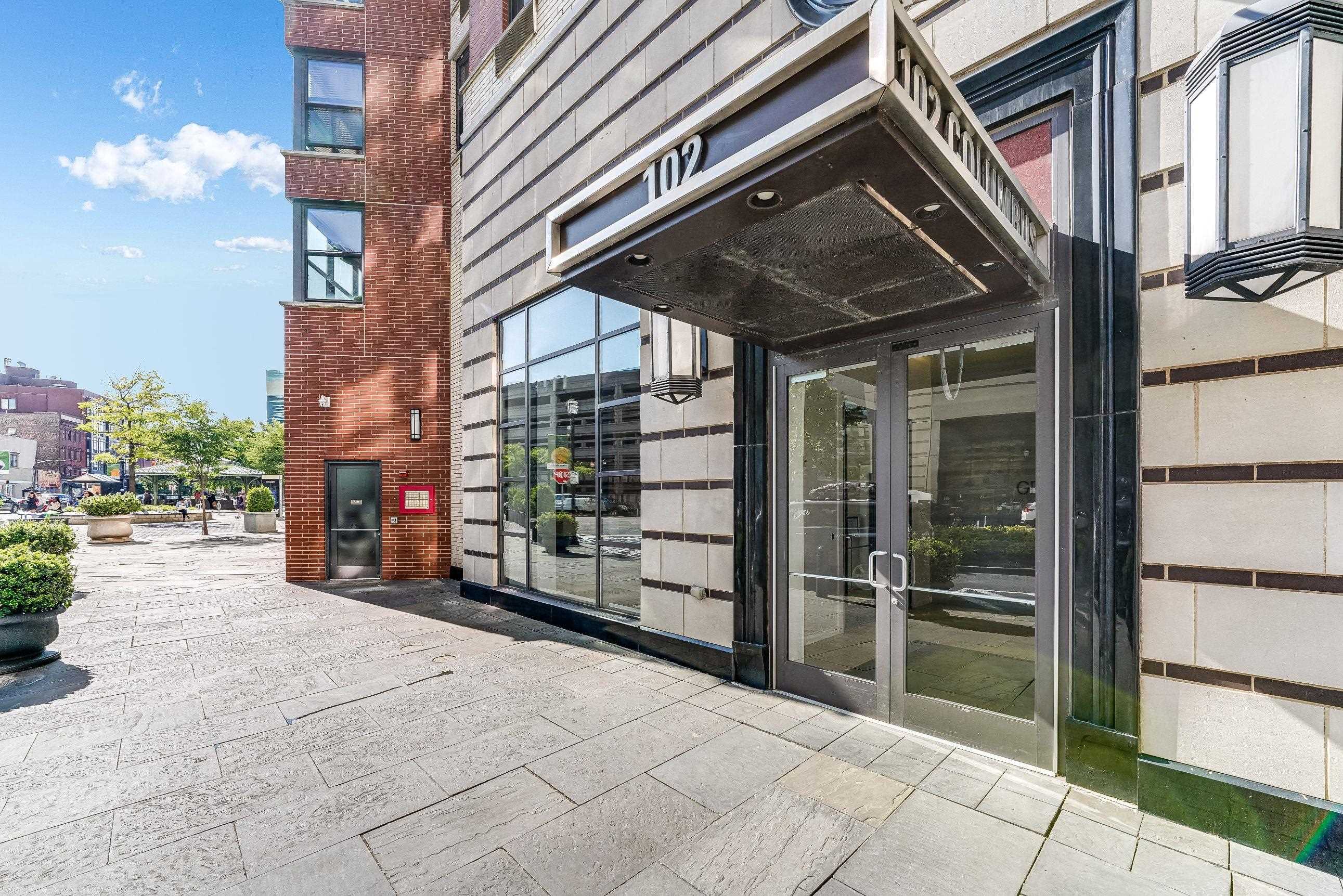 102 CHRISTOPHER COLUMBUS DR Unit 604