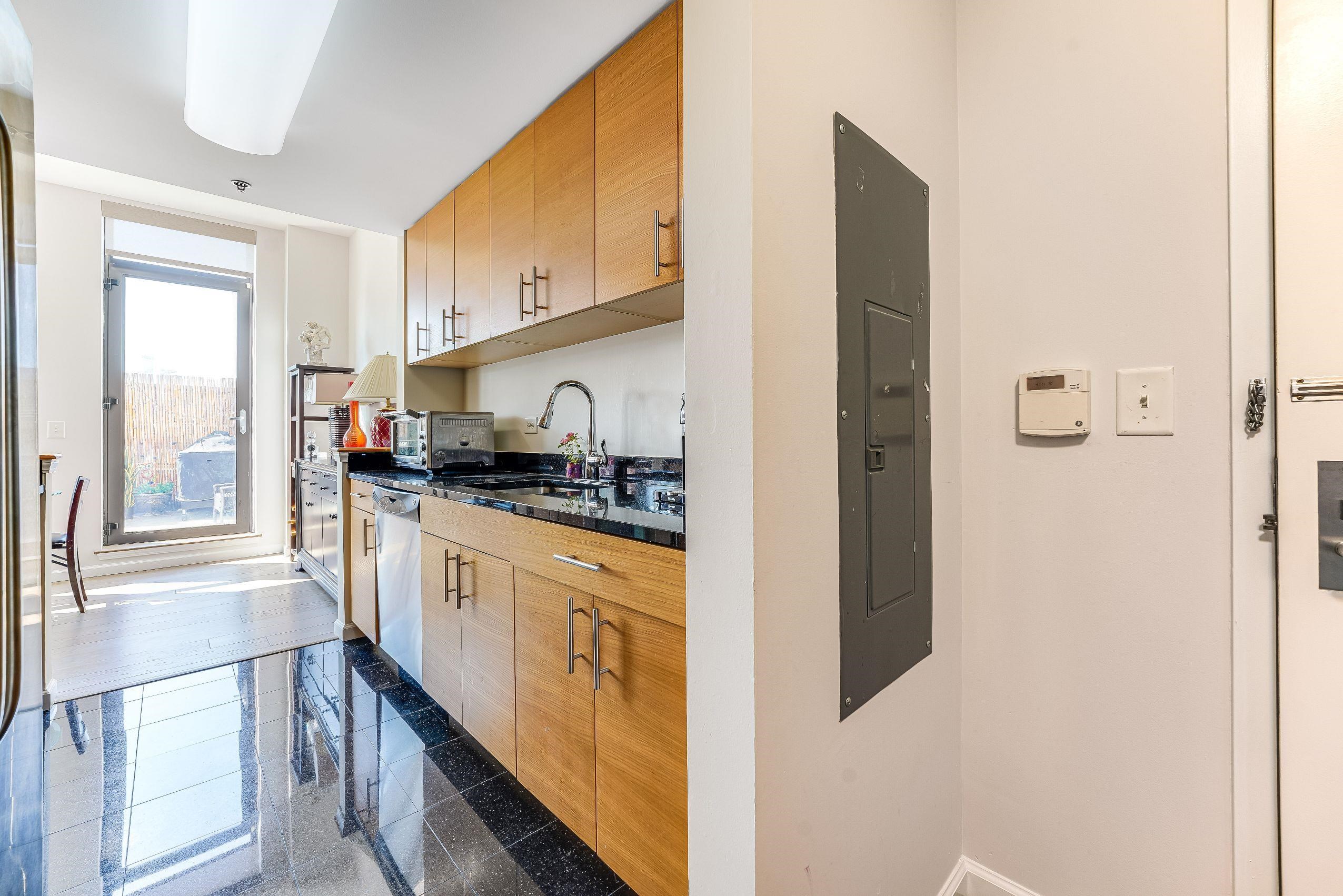 102 CHRISTOPHER COLUMBUS DR Unit 604