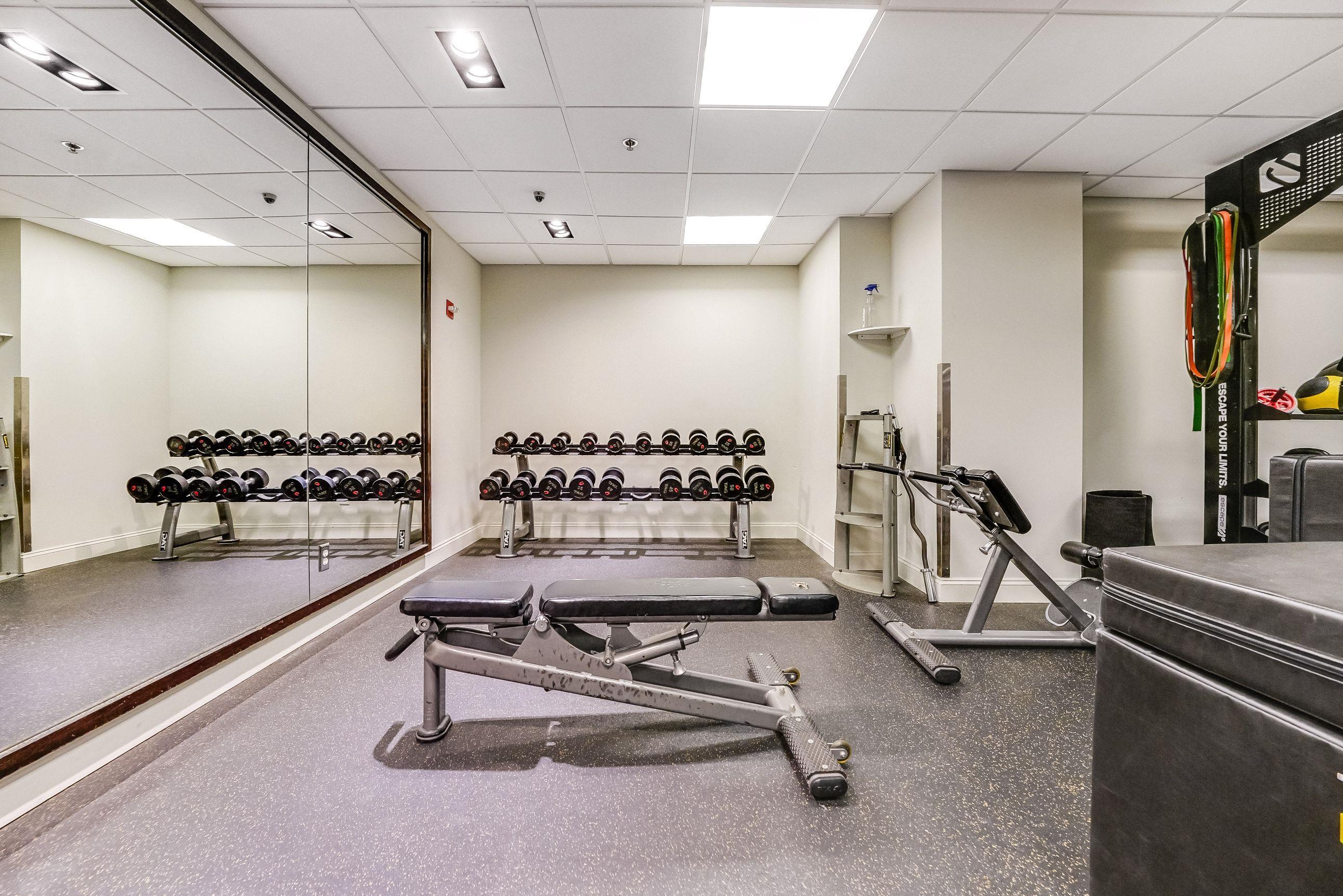 102 CHRISTOPHER COLUMBUS DR Unit 604