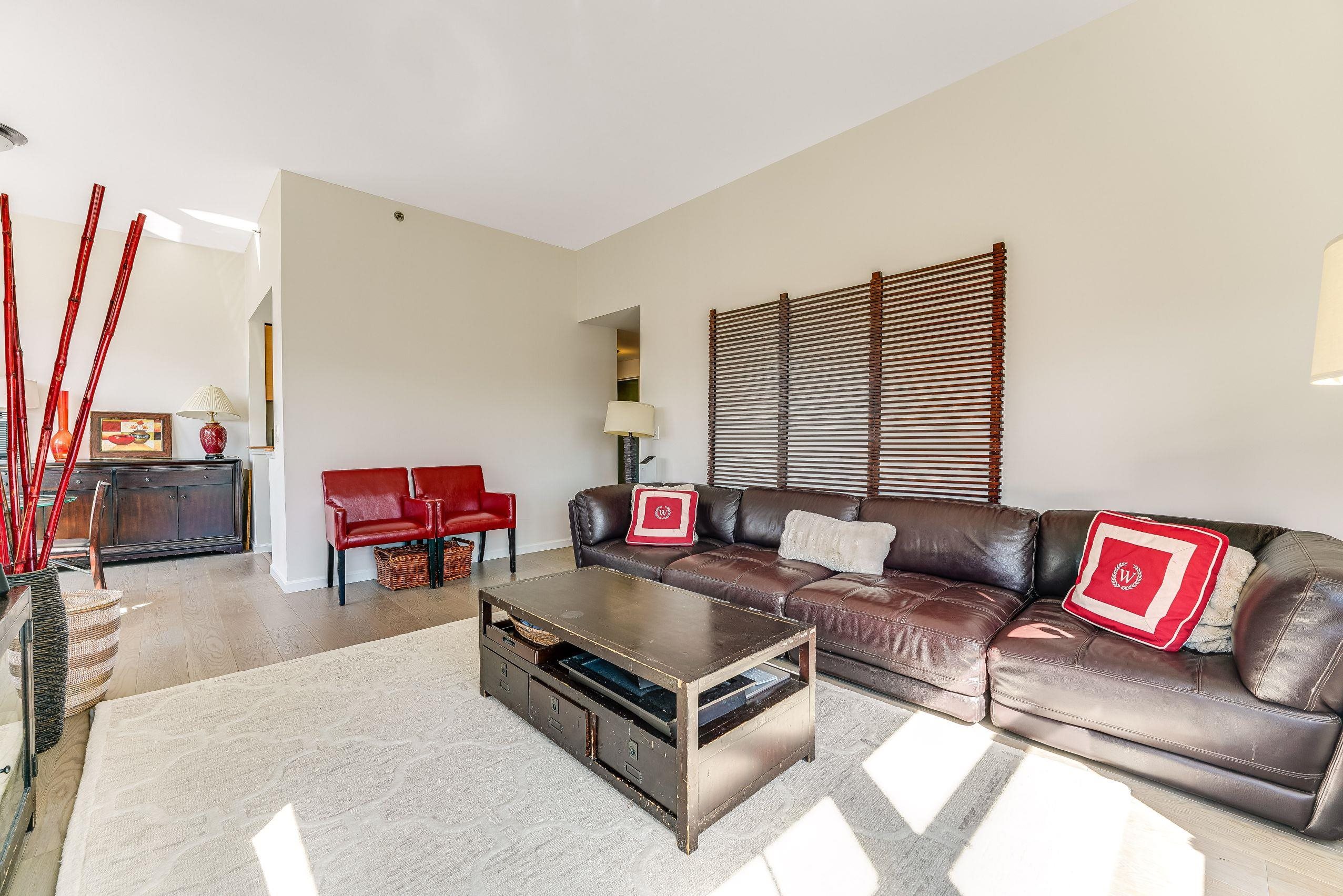 102 CHRISTOPHER COLUMBUS DR Unit 604