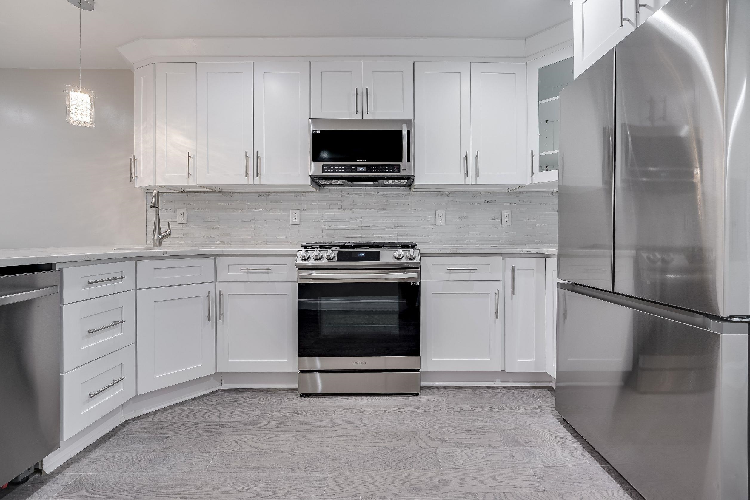 406 MADISON ST Unit 2R