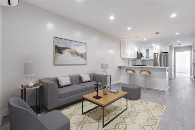 406 MADISON ST Unit 2R