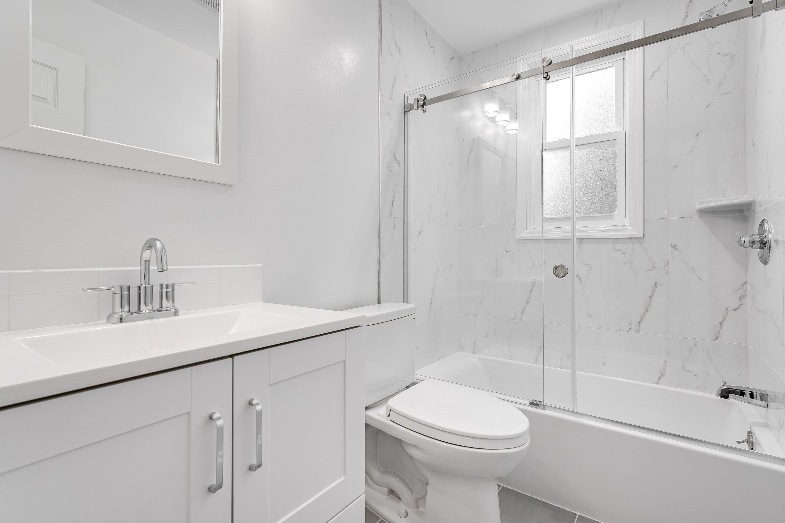 406 MADISON ST Unit 2R