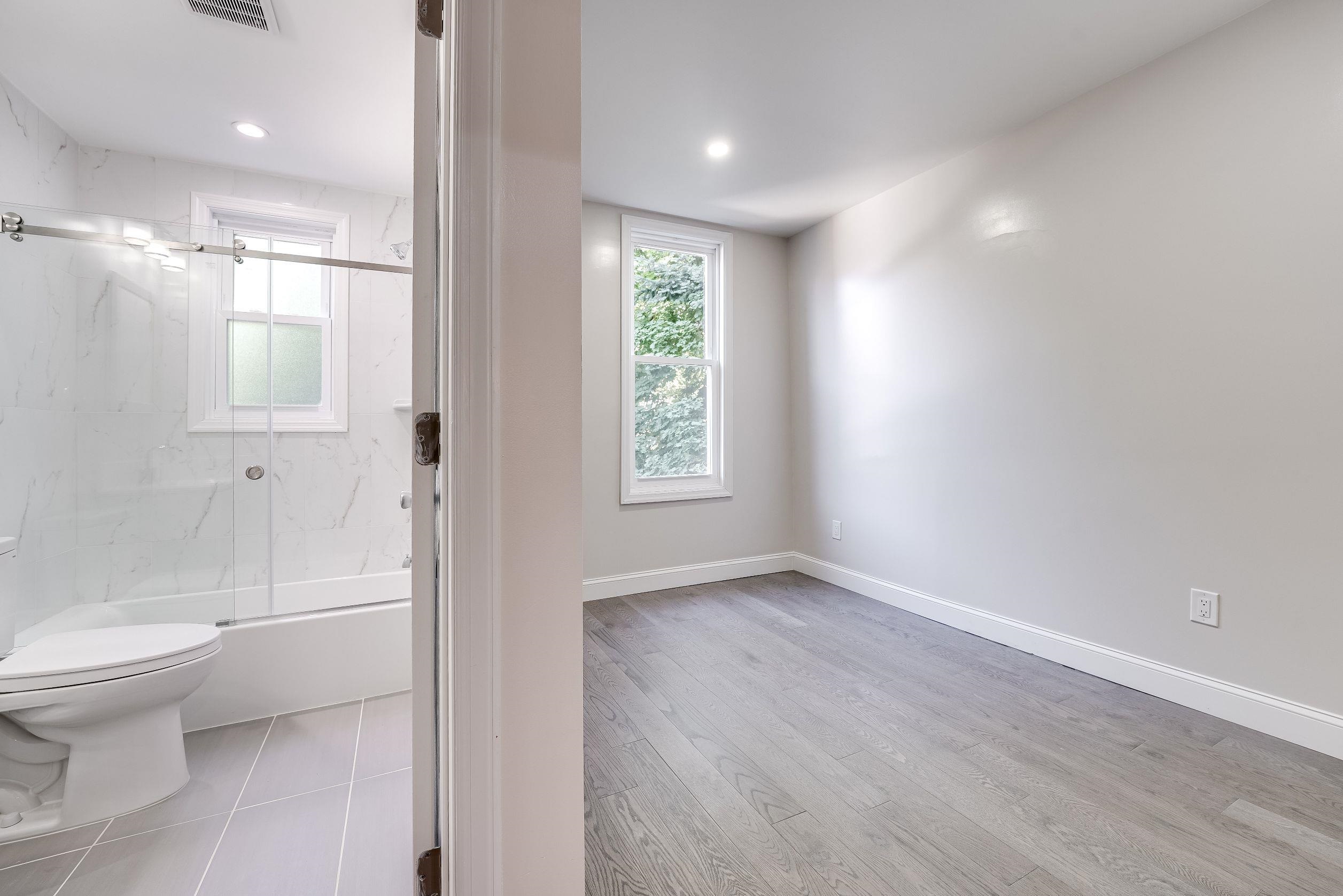 406 MADISON ST Unit 2R