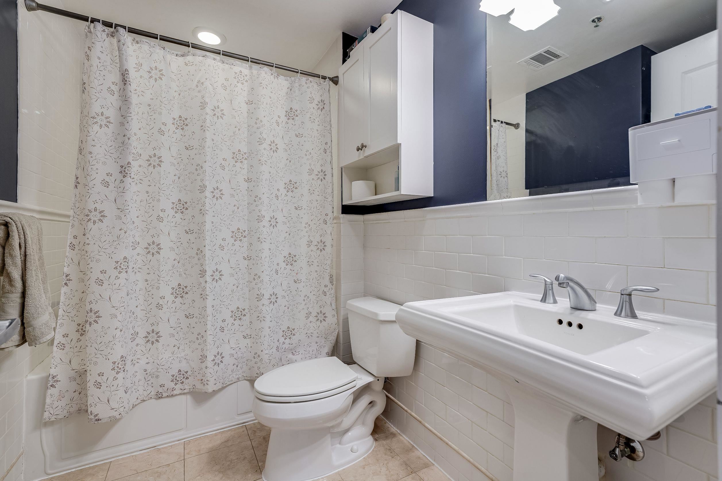 830 MONROE ST Unit 2G