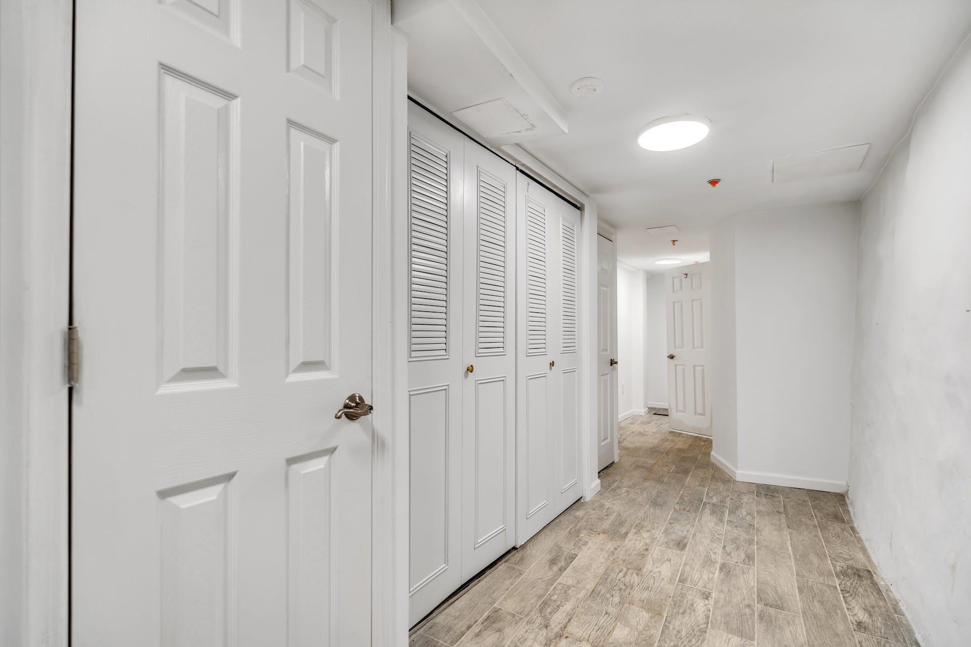76 FULTON ST