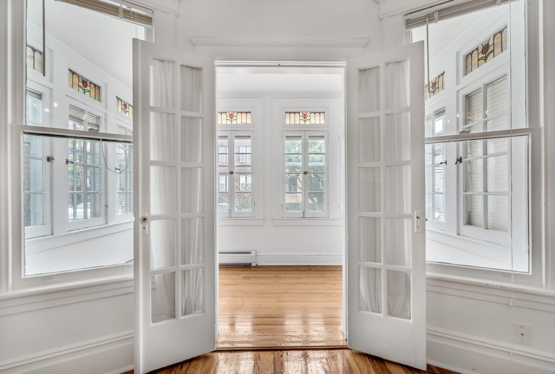 76 FULTON ST
