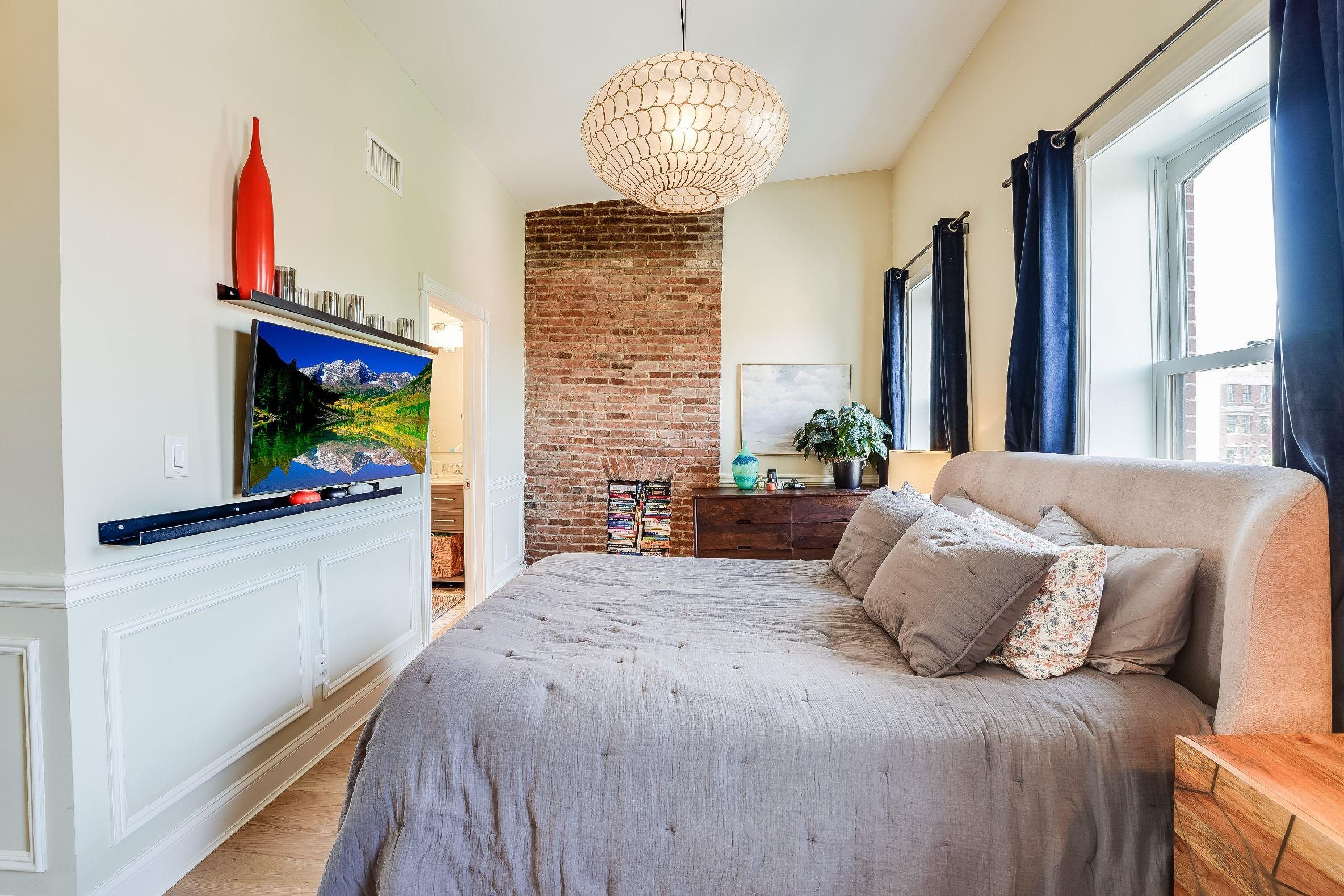 238 GROVE ST Unit 3