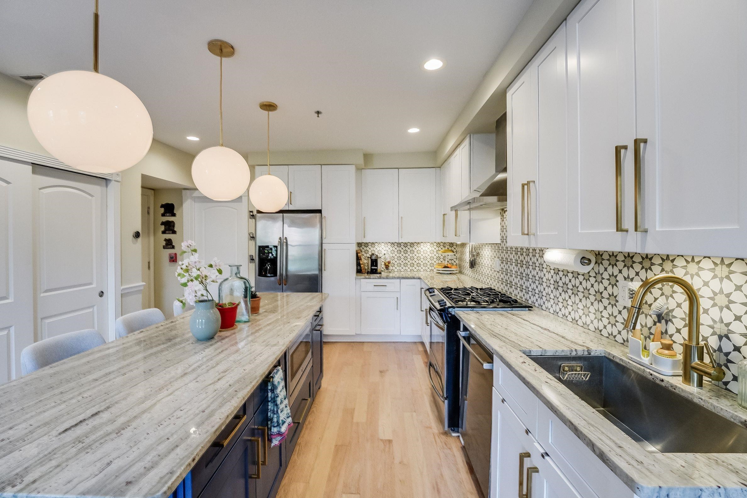 238 GROVE ST Unit 3
