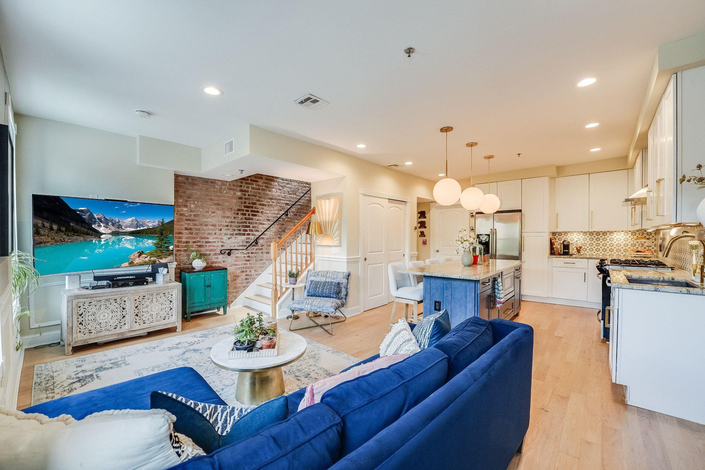 238 GROVE ST Unit 3