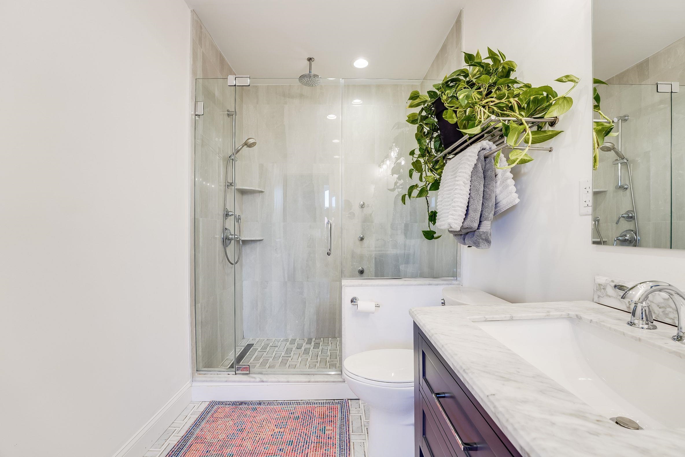 238 GROVE ST Unit 3
