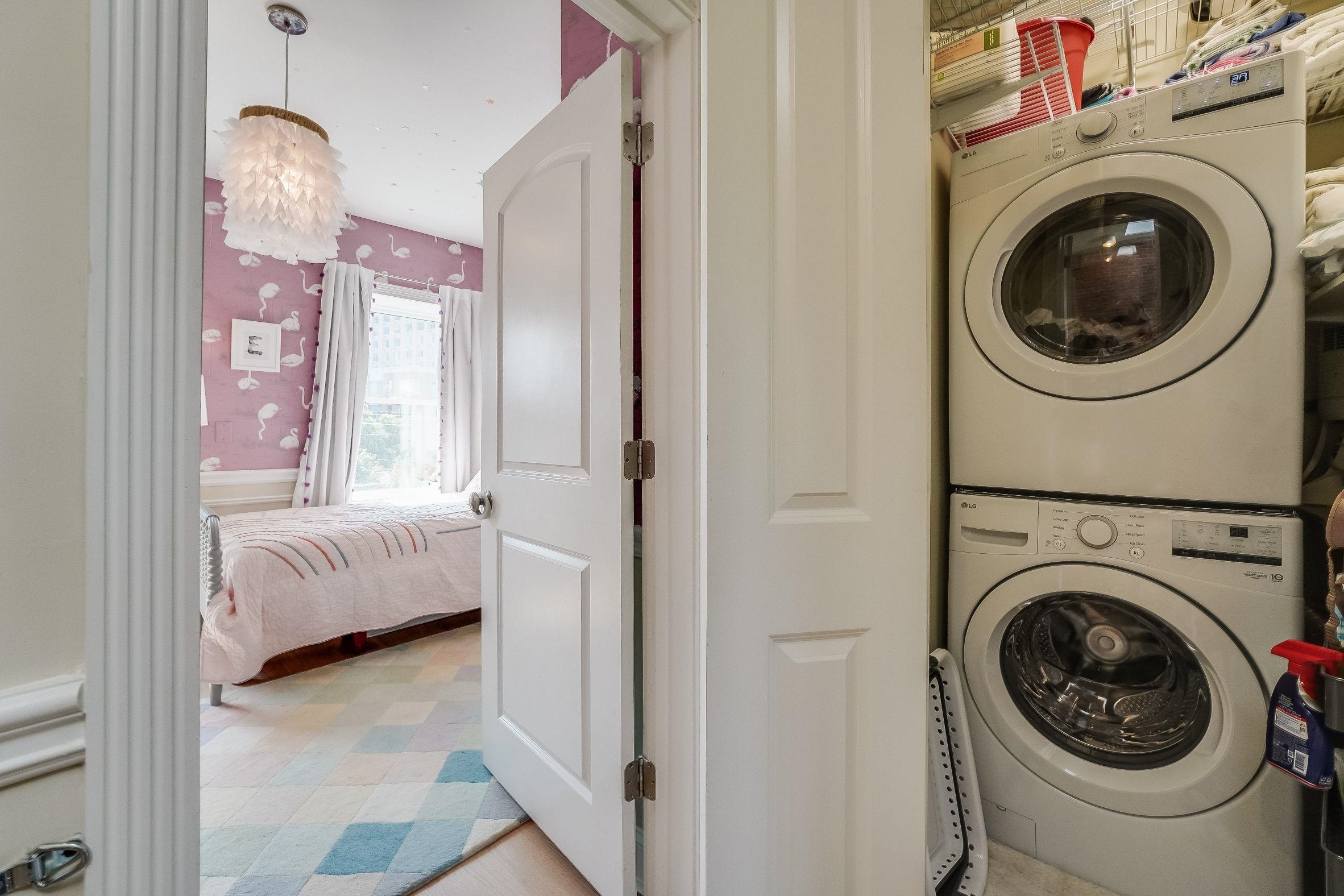 238 GROVE ST Unit 3