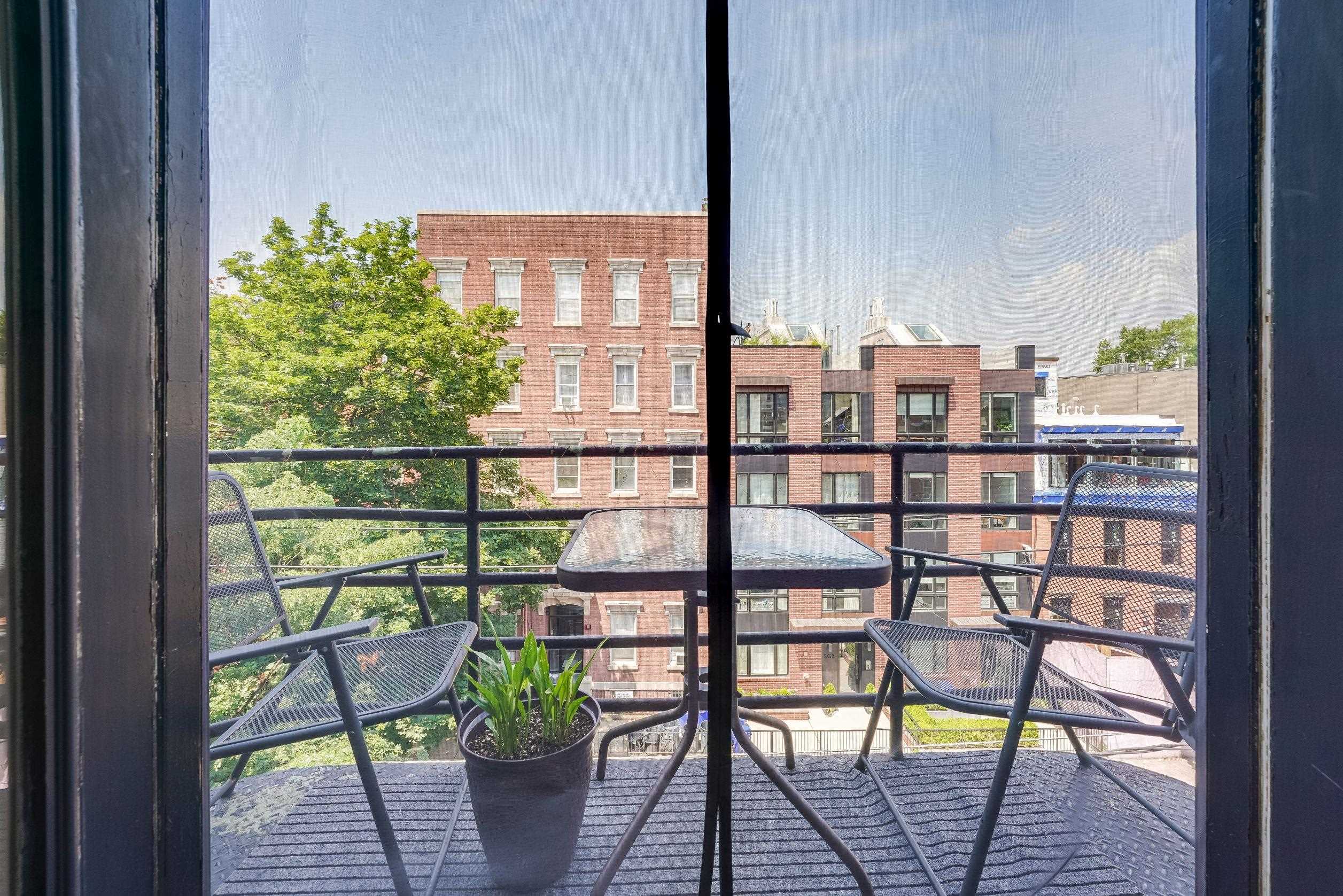 209 BLOOMFIELD ST Unit 7