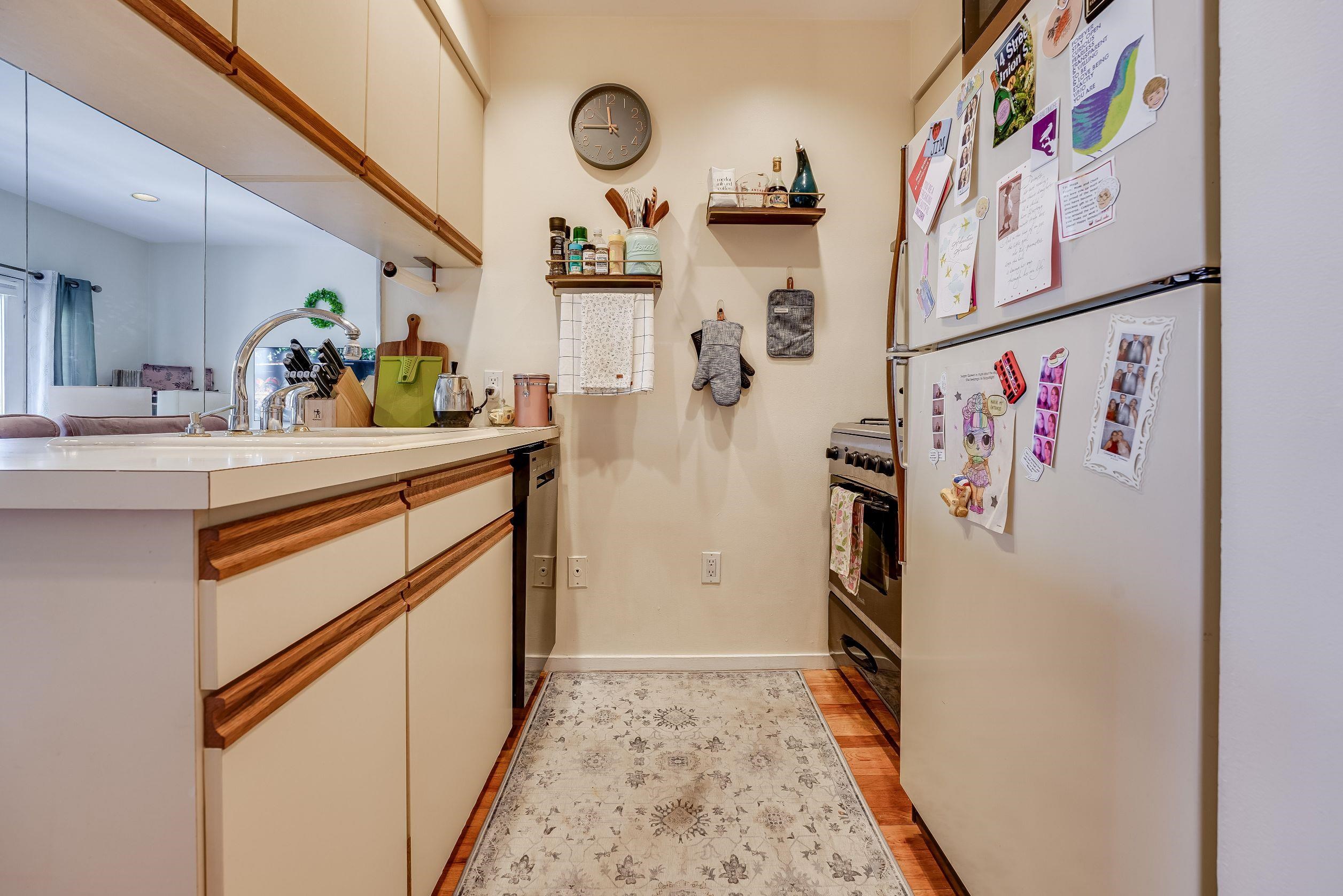 209 BLOOMFIELD ST Unit 7