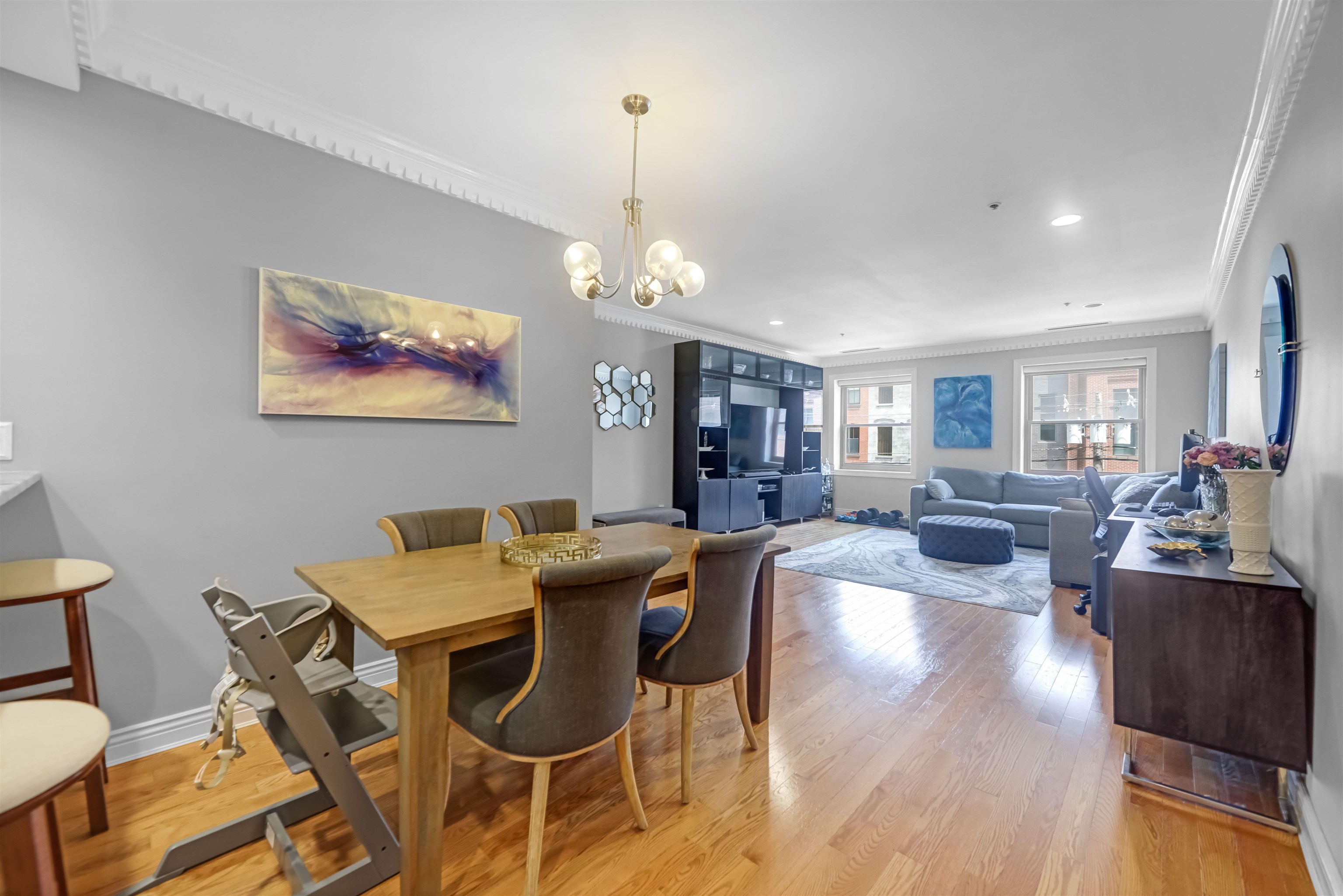 600 HUDSON ST Unit 3A