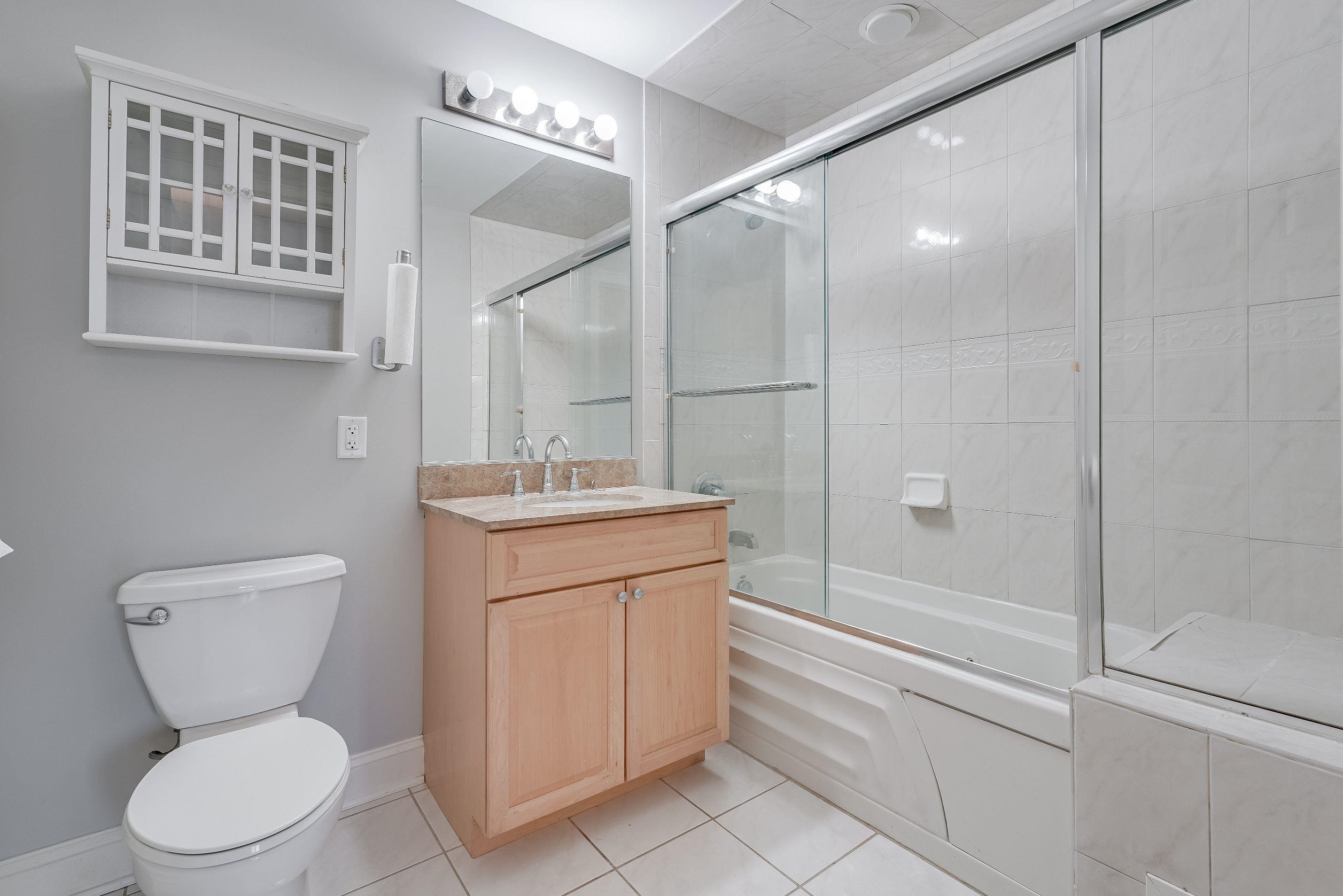 311 WASHINGTON ST Unit 3A