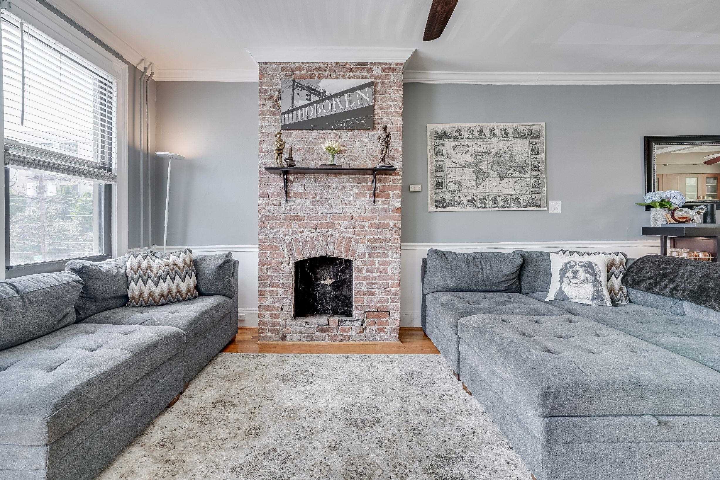 358 6TH ST Unit 2L
