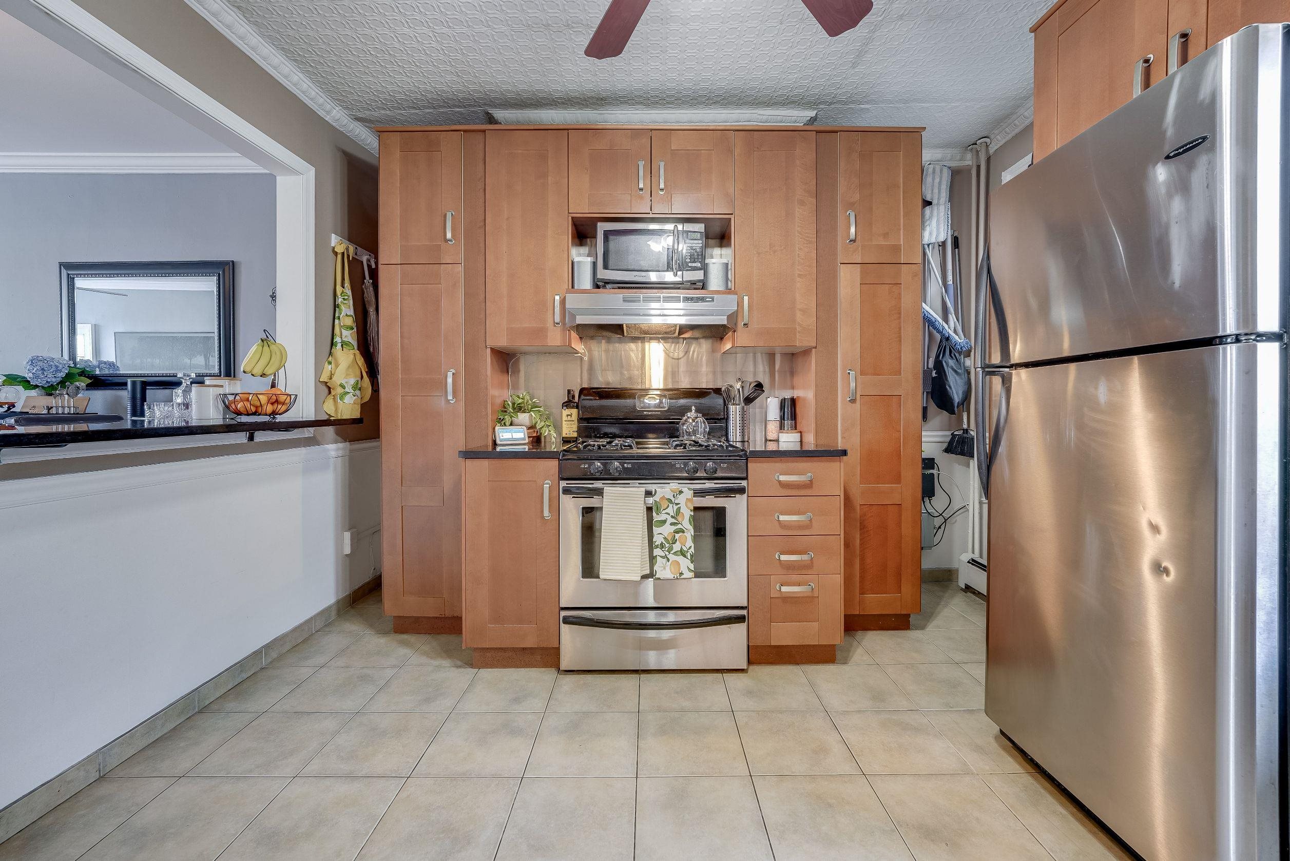 358 6TH ST Unit 2L