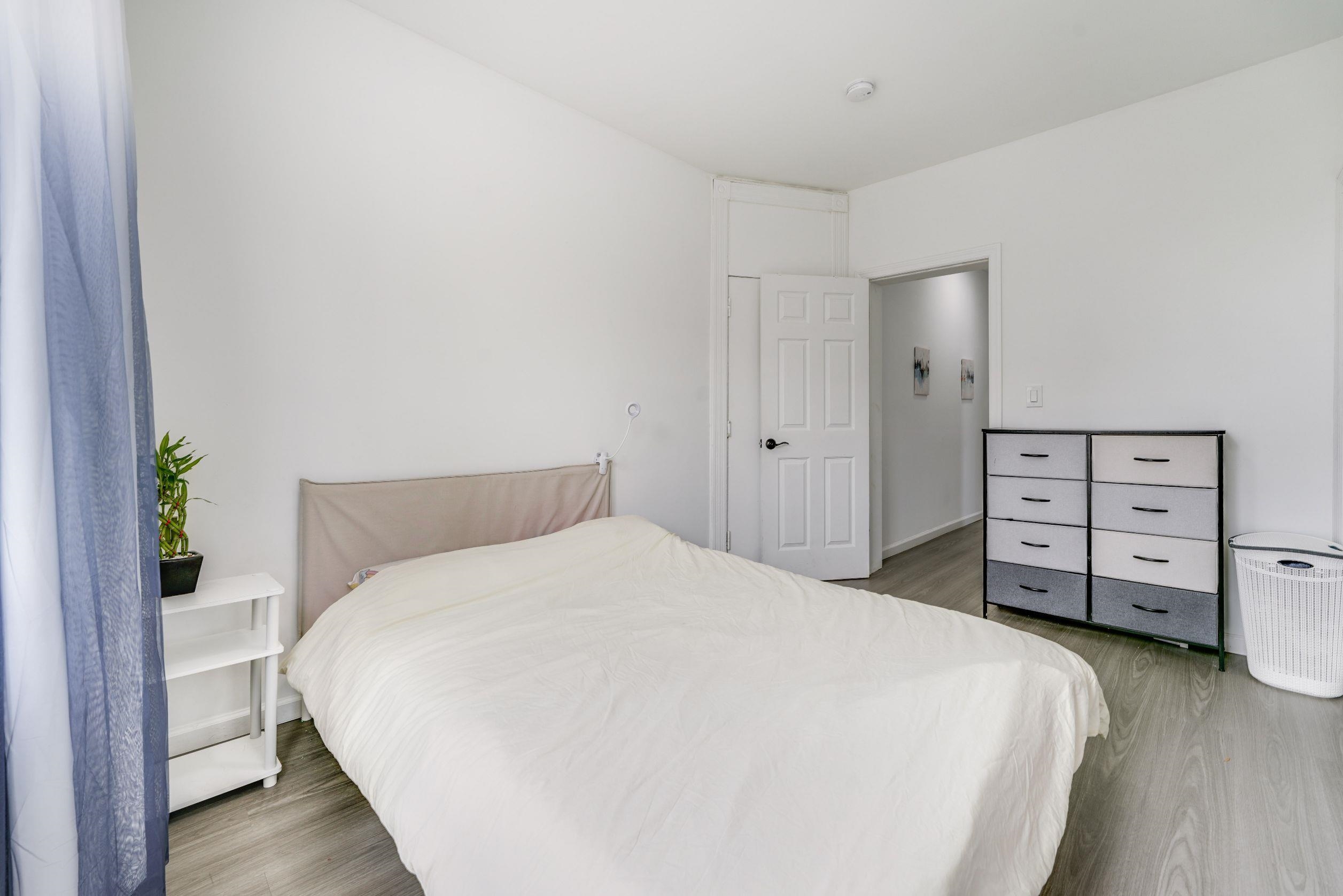 609 NEW YORK AVE Unit 2R