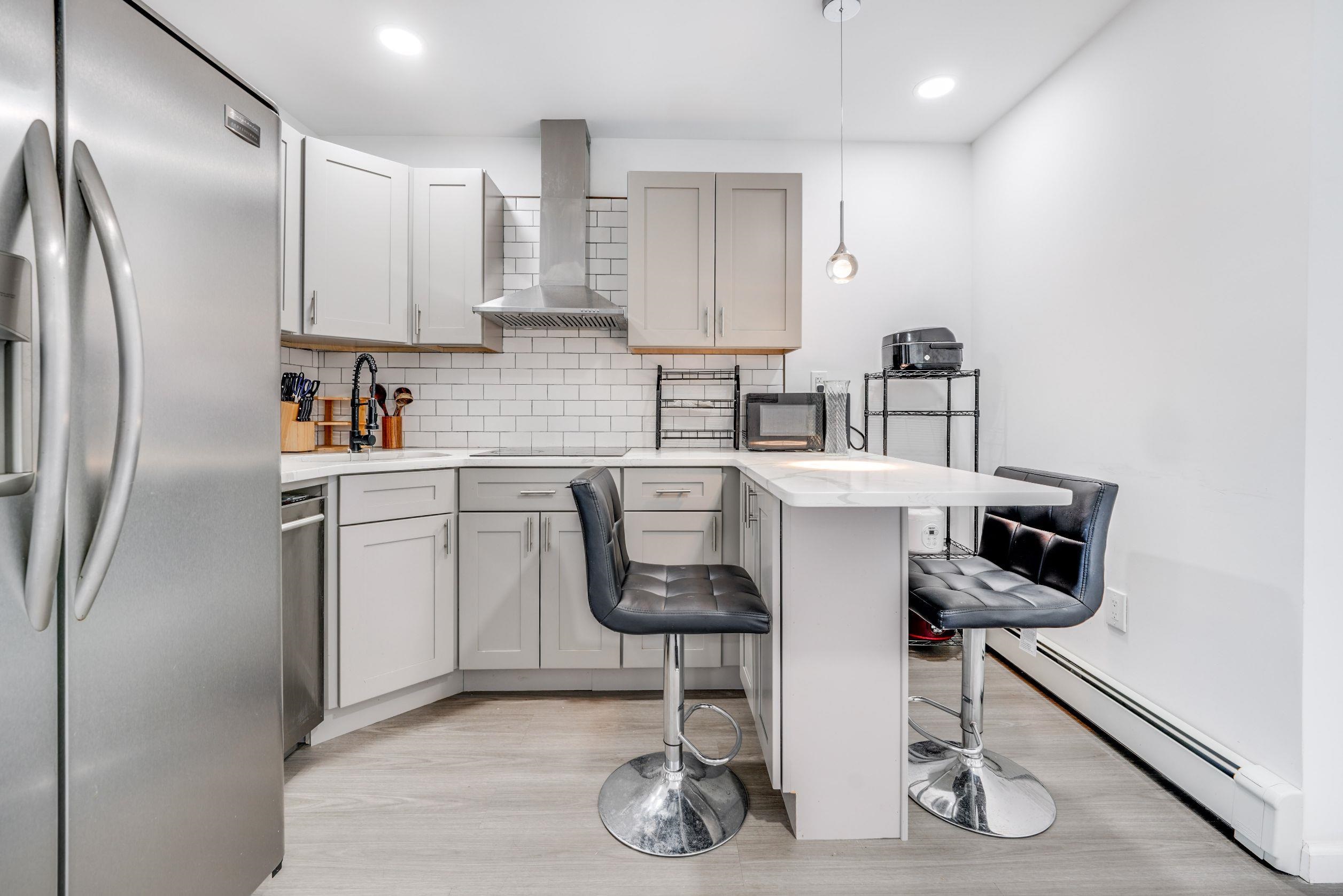 609 NEW YORK AVE Unit 2R