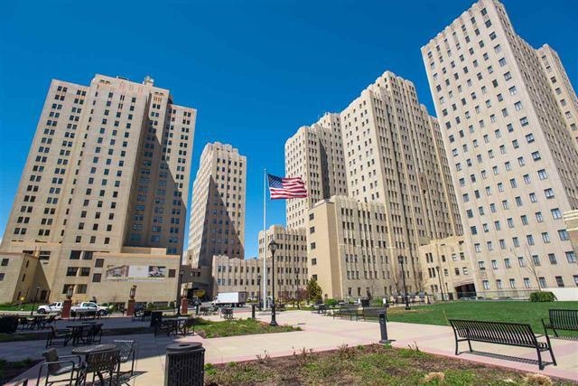 4 BEACON WAY Unit 1411