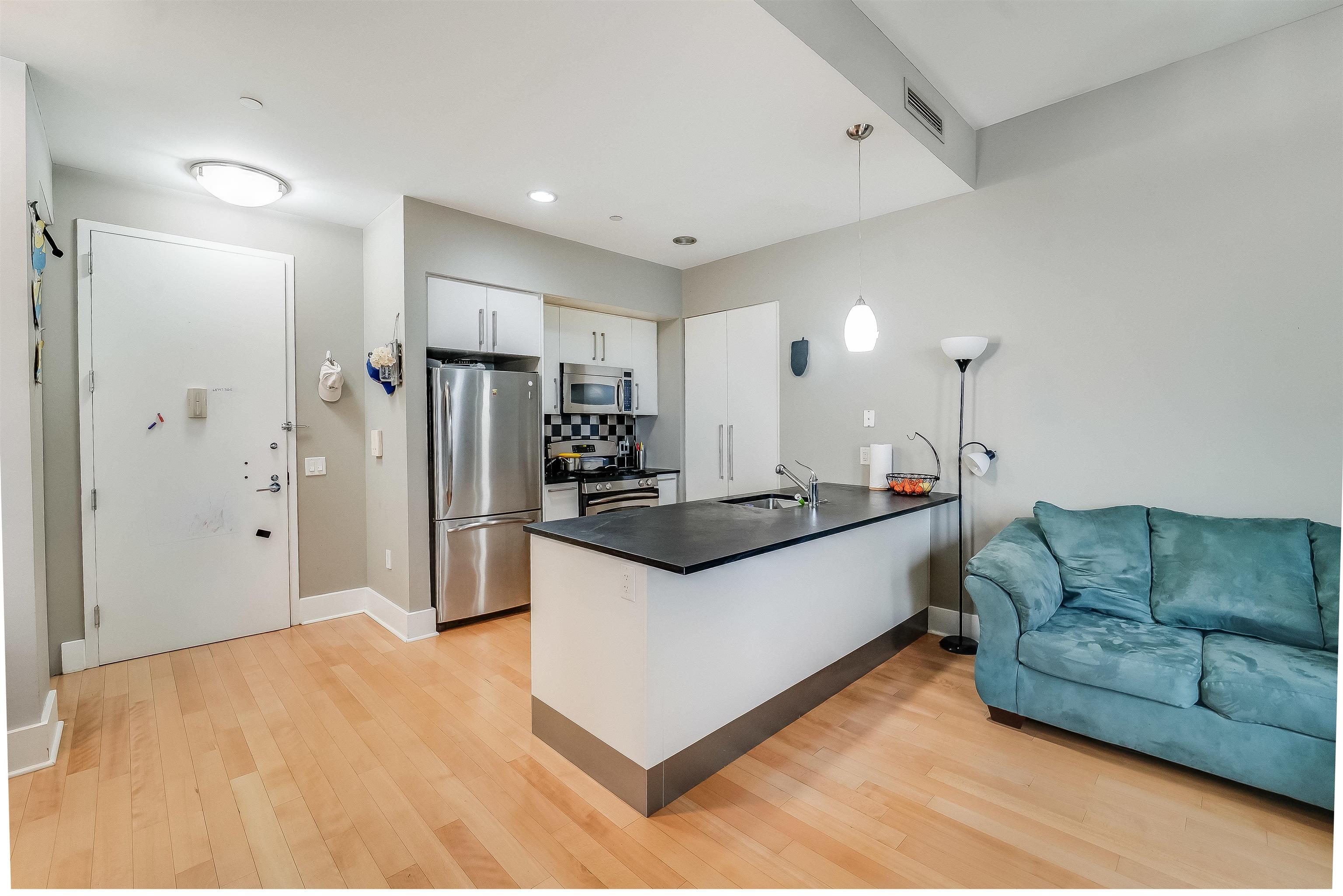 4 BEACON WAY Unit 1411