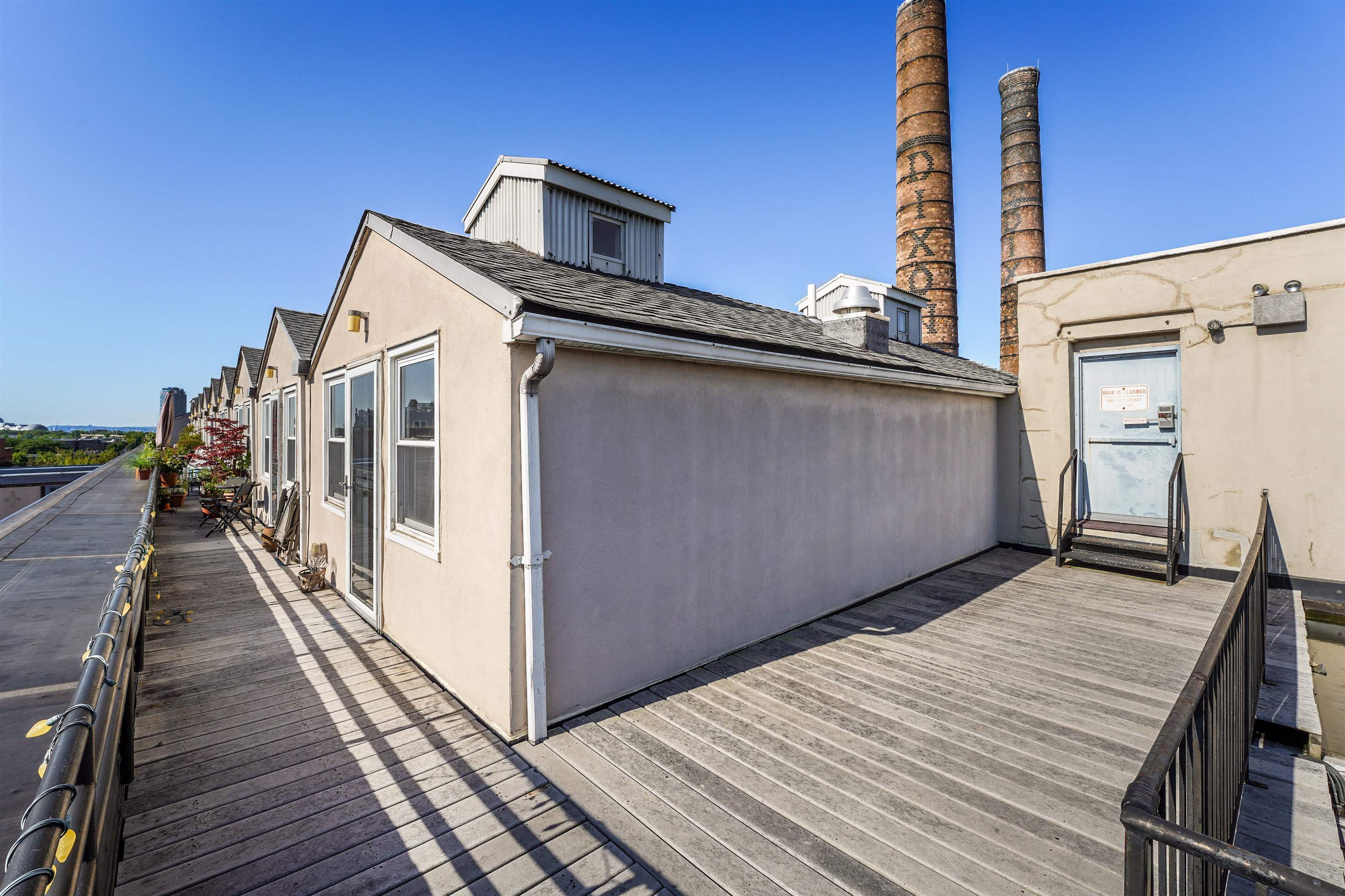 341 MONMOUTH ST Unit 402D