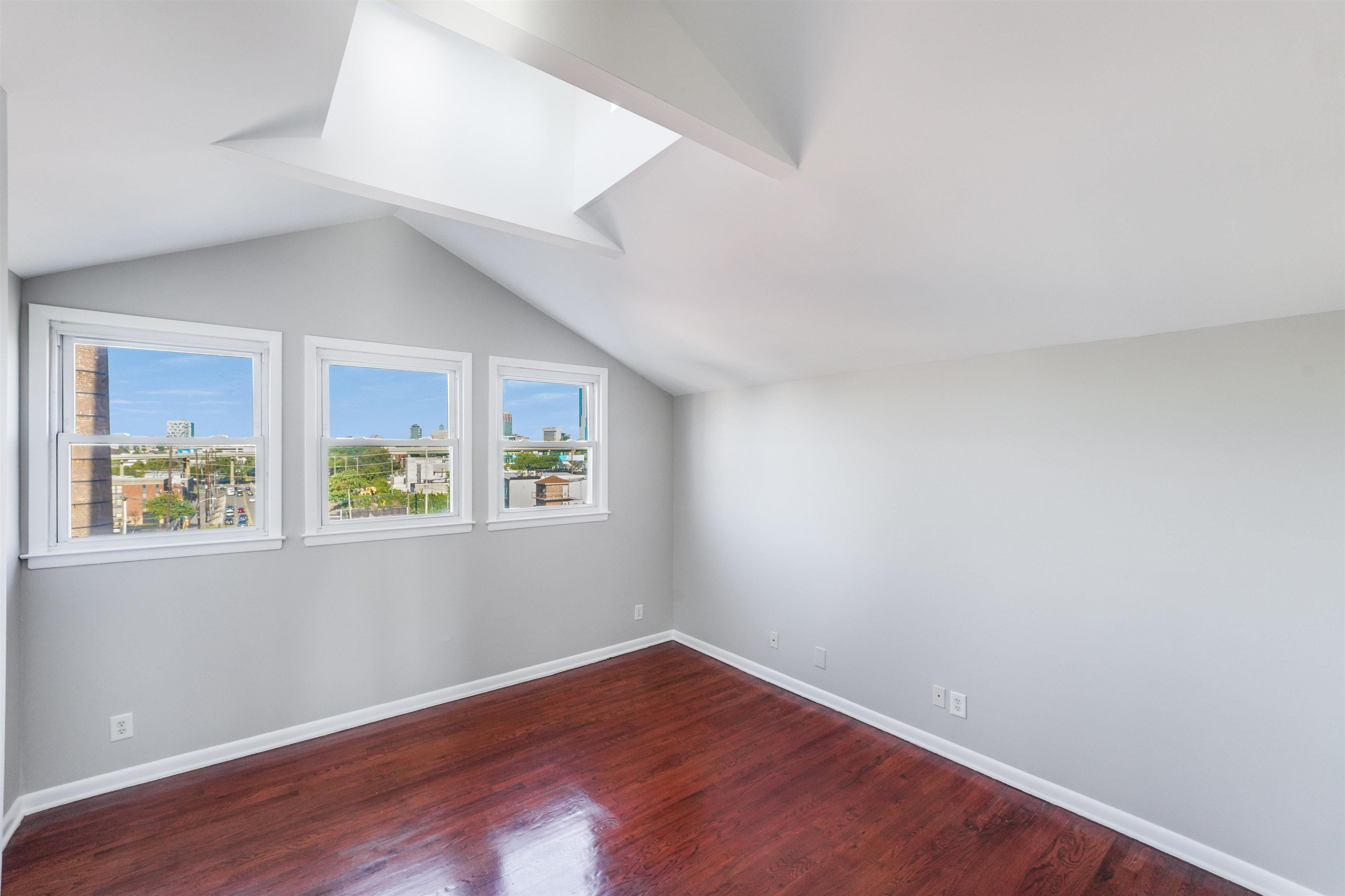 341 MONMOUTH ST Unit 402D