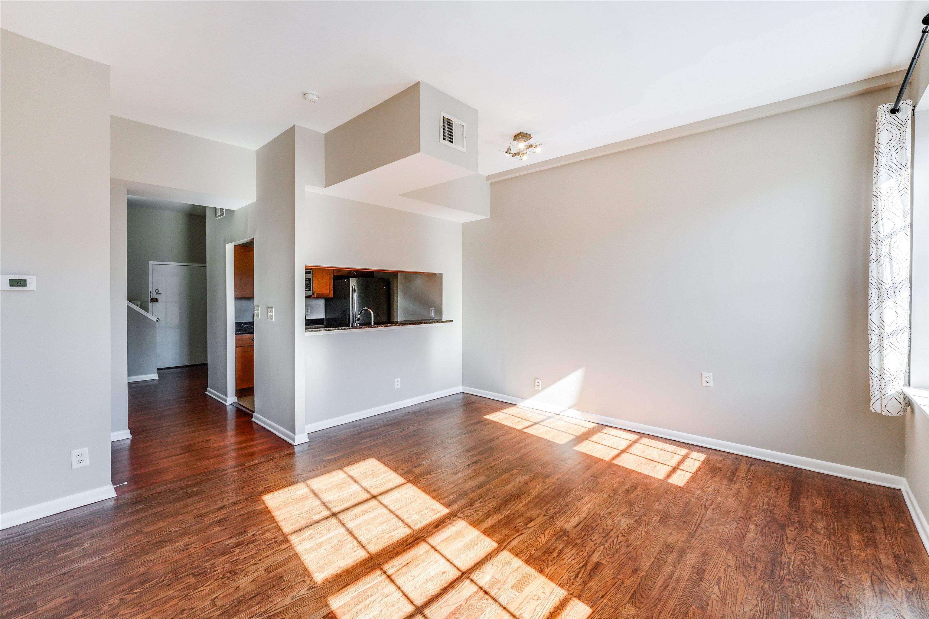 341 MONMOUTH ST Unit 402D