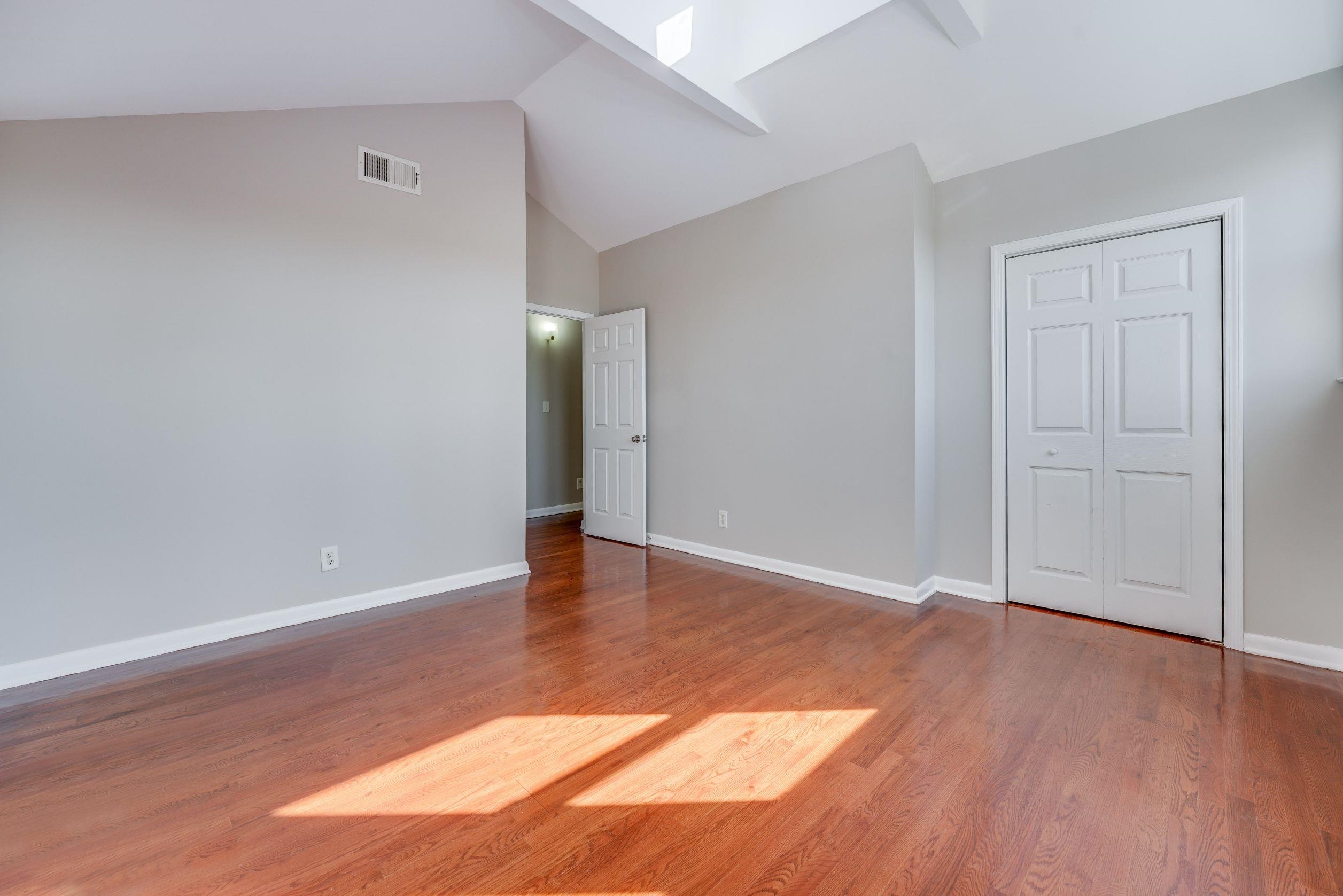 341 MONMOUTH ST Unit 402D