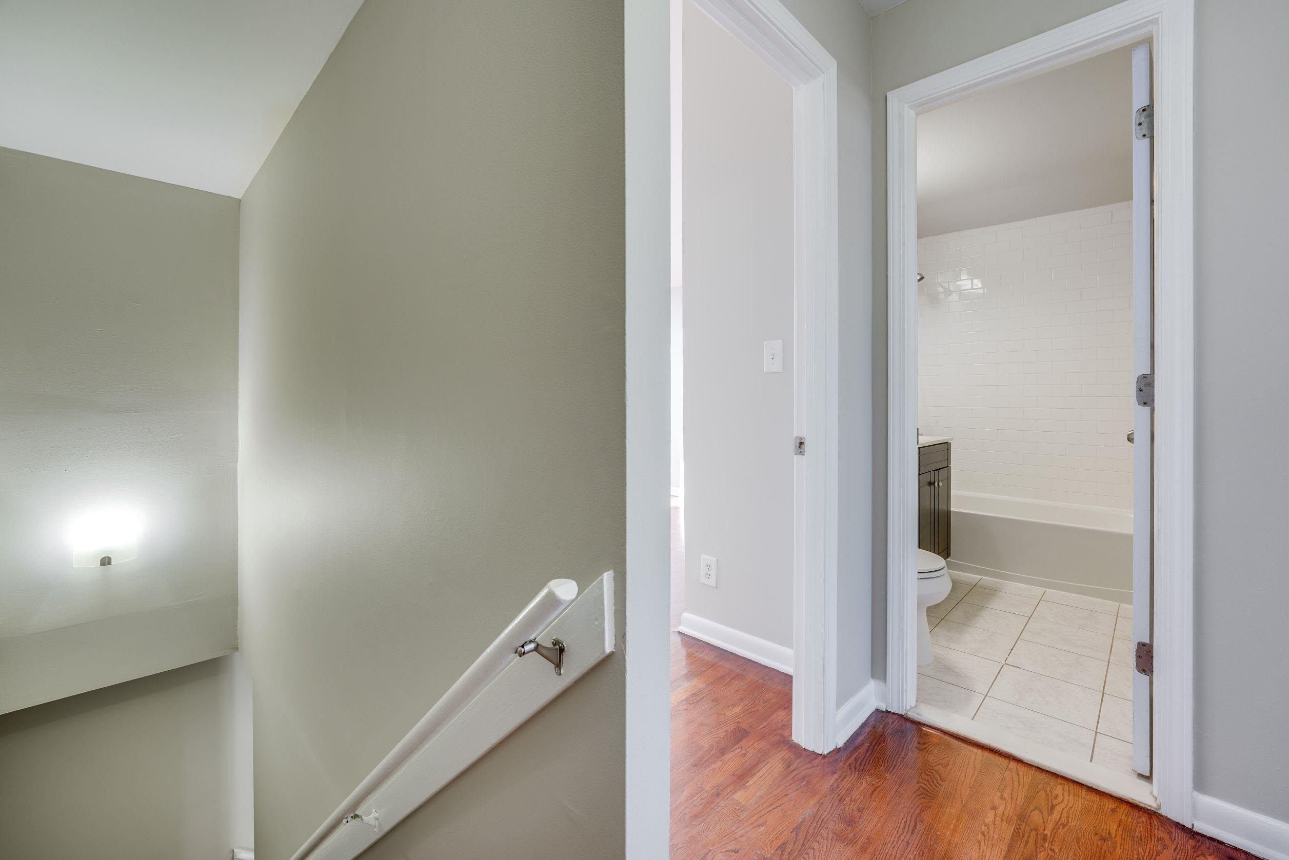 341 MONMOUTH ST Unit 402D