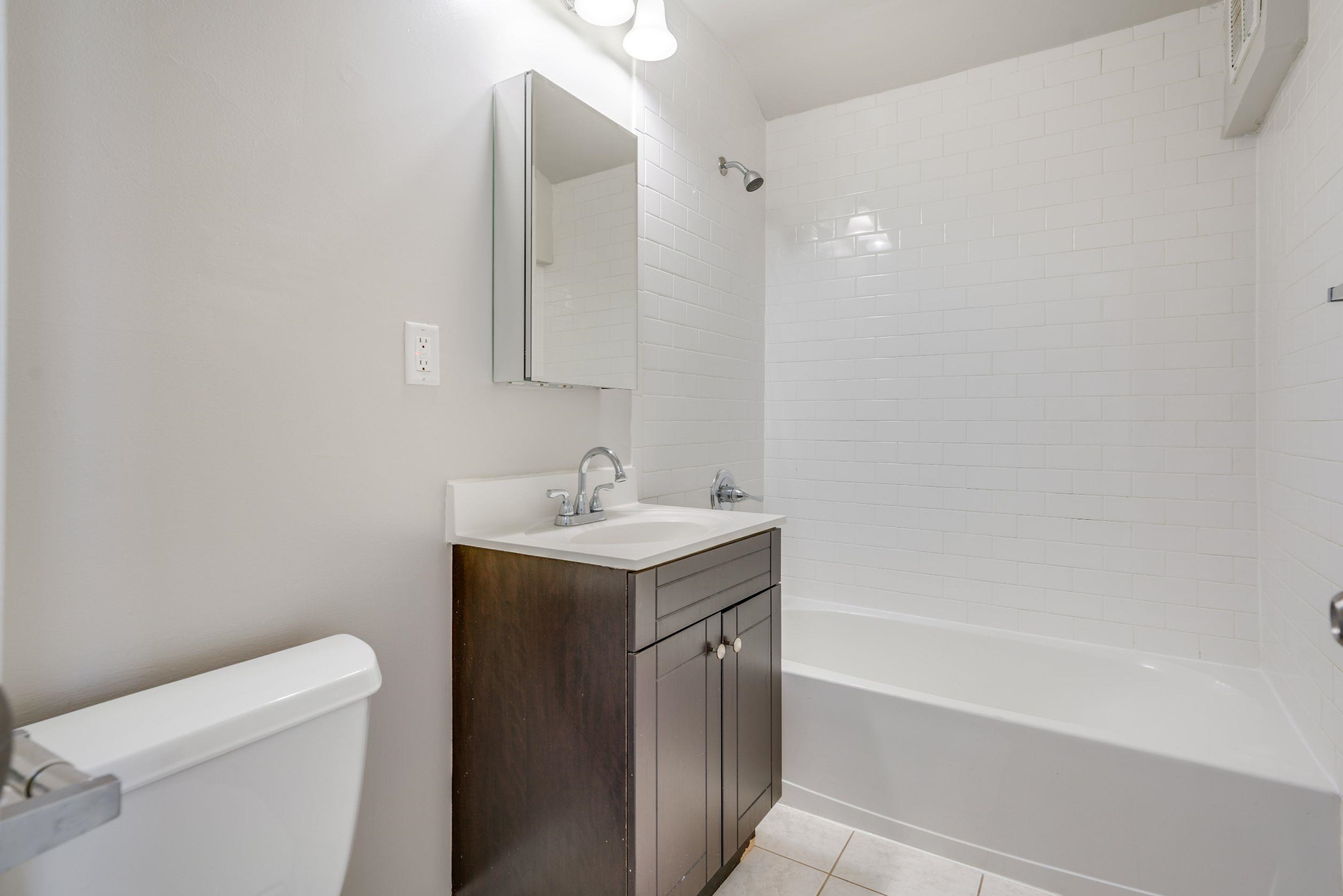 341 MONMOUTH ST Unit 402D