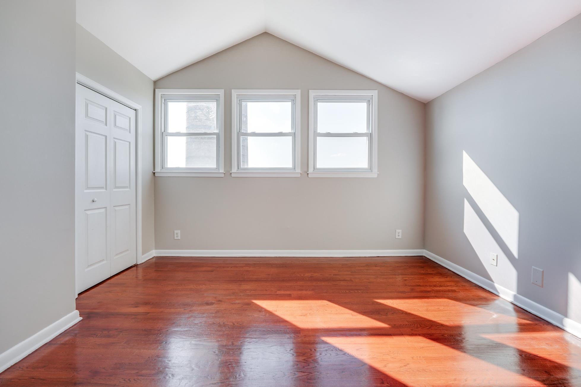 341 MONMOUTH ST Unit 402D