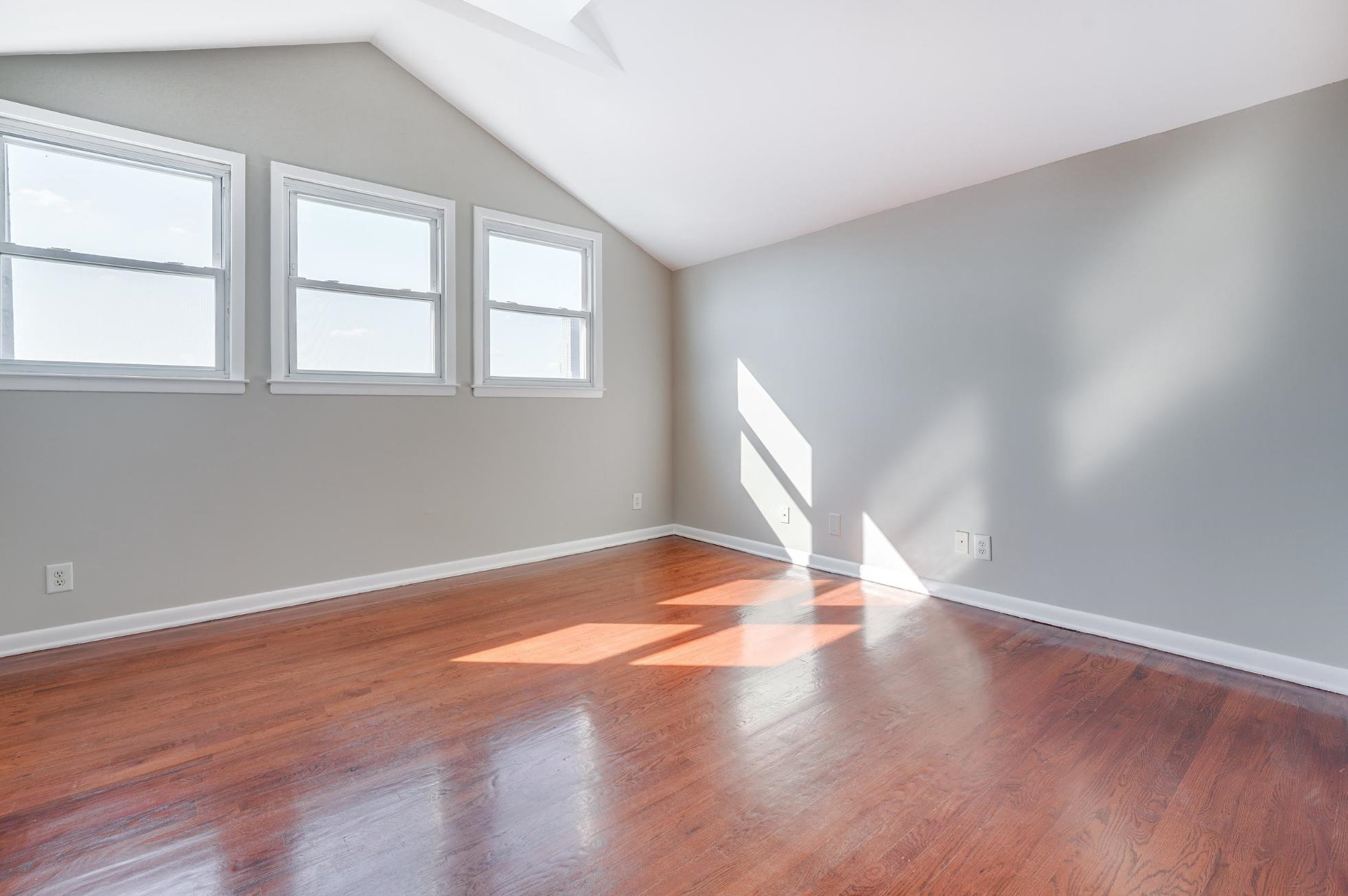 341 MONMOUTH ST Unit 402D