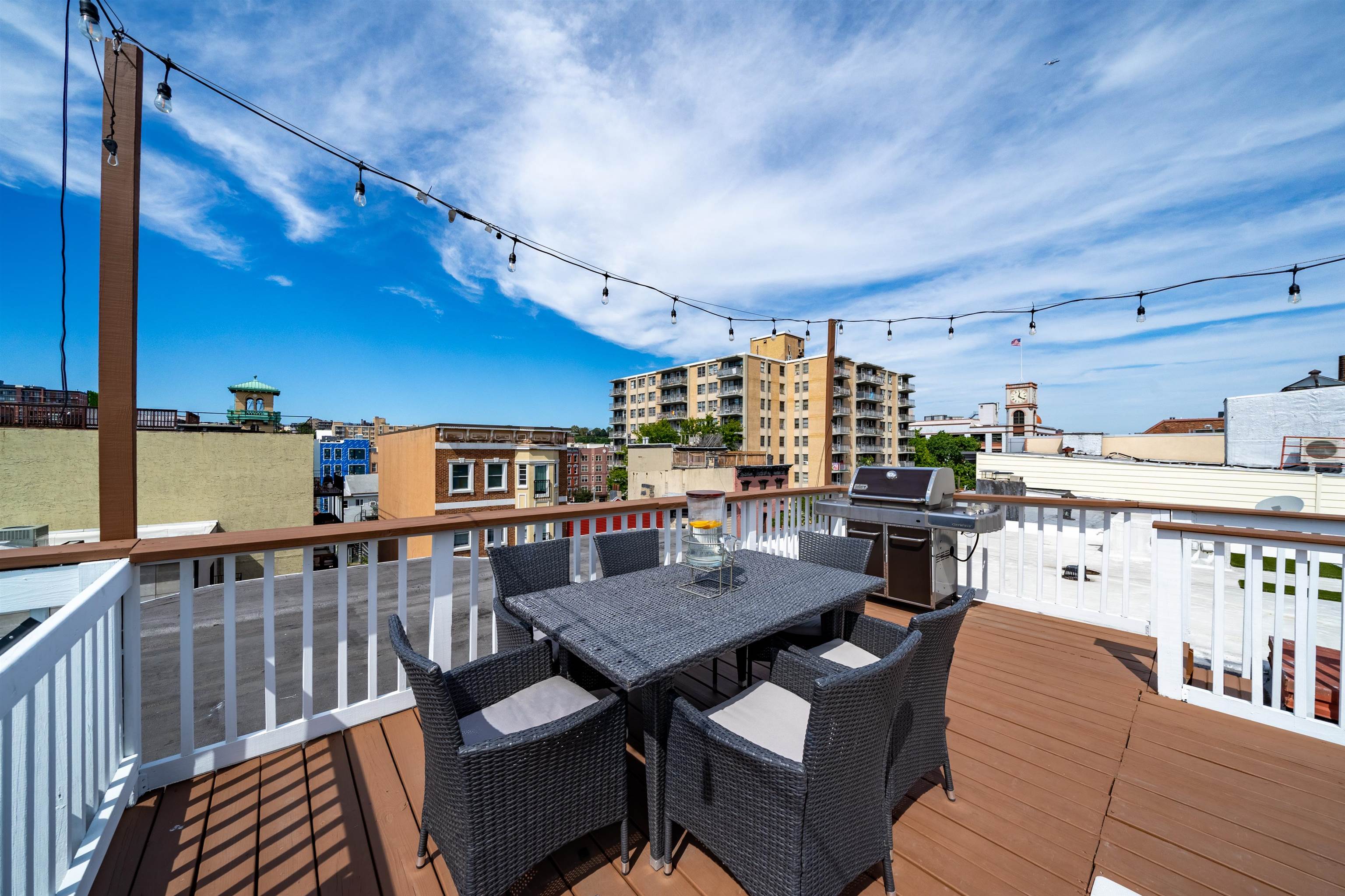 205 ADAMS ST Unit: 4