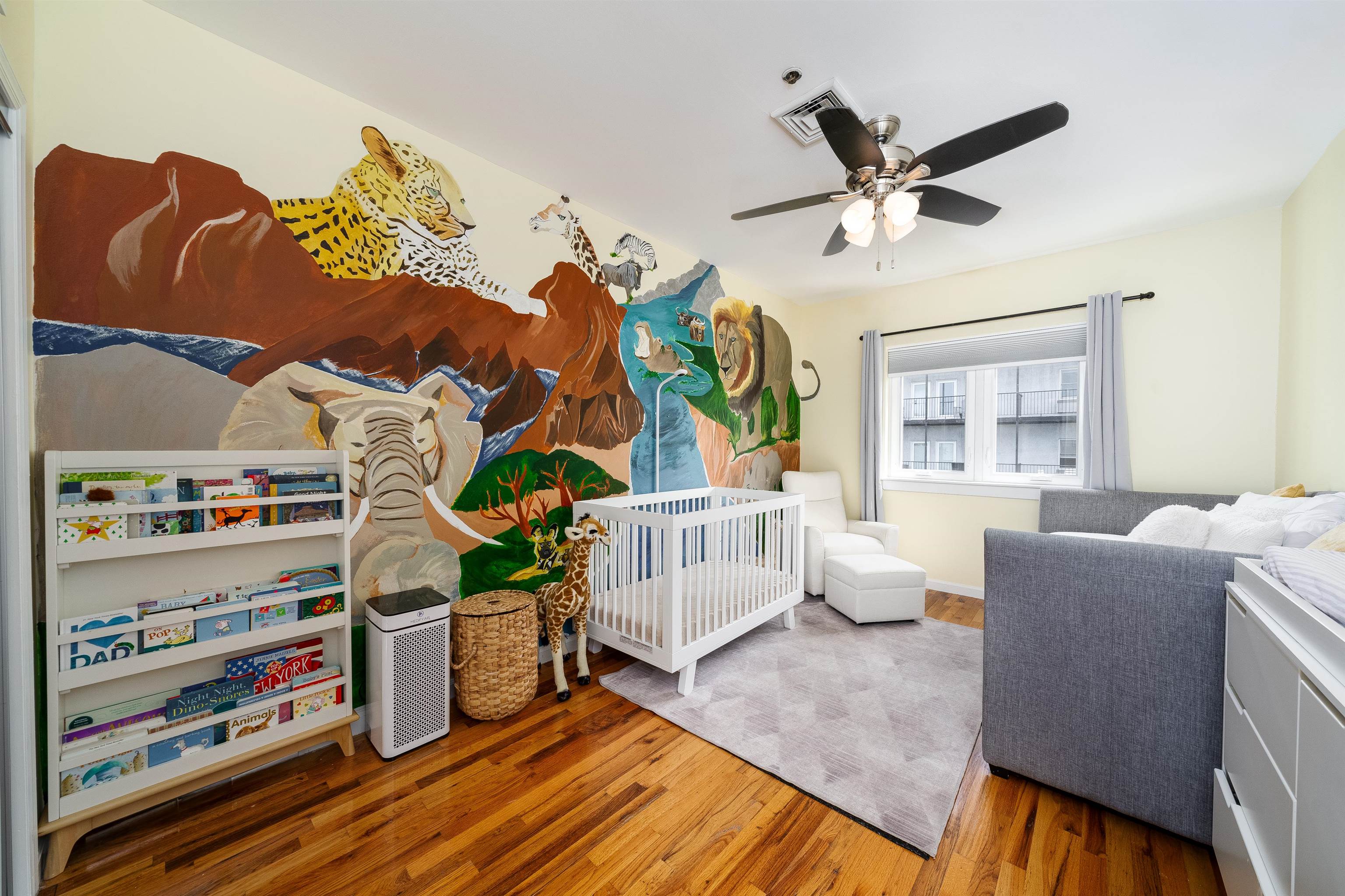 205 ADAMS ST Unit: 4