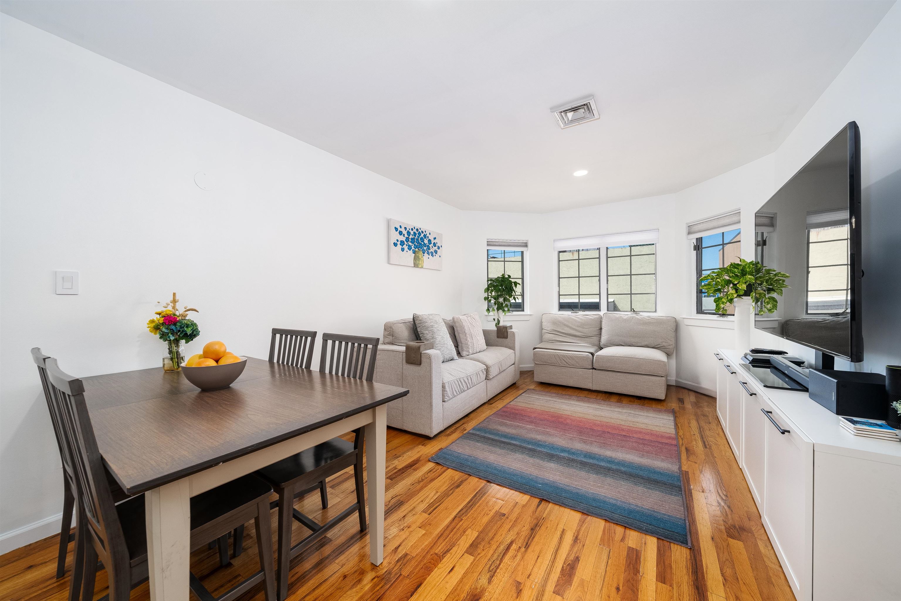 205 ADAMS ST Unit: 4