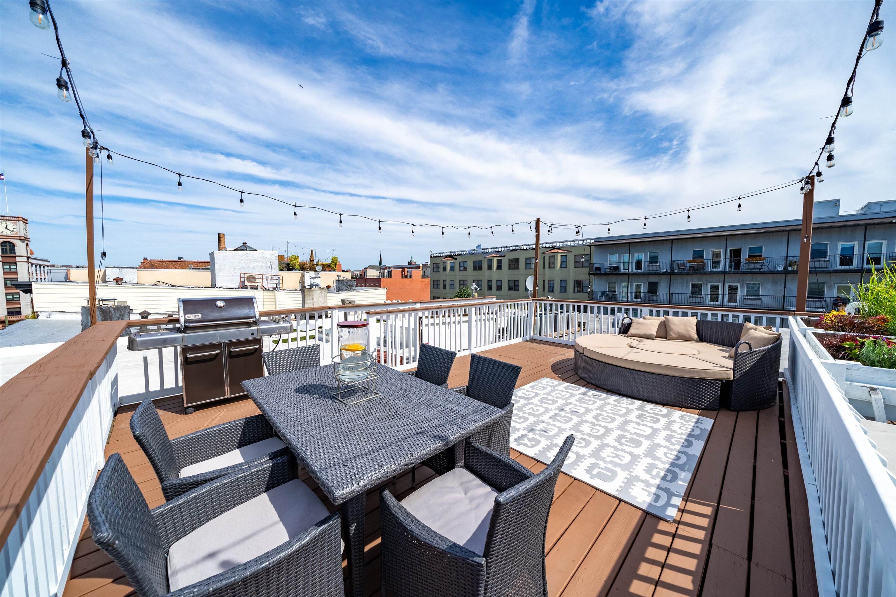 205 ADAMS ST Unit: 4