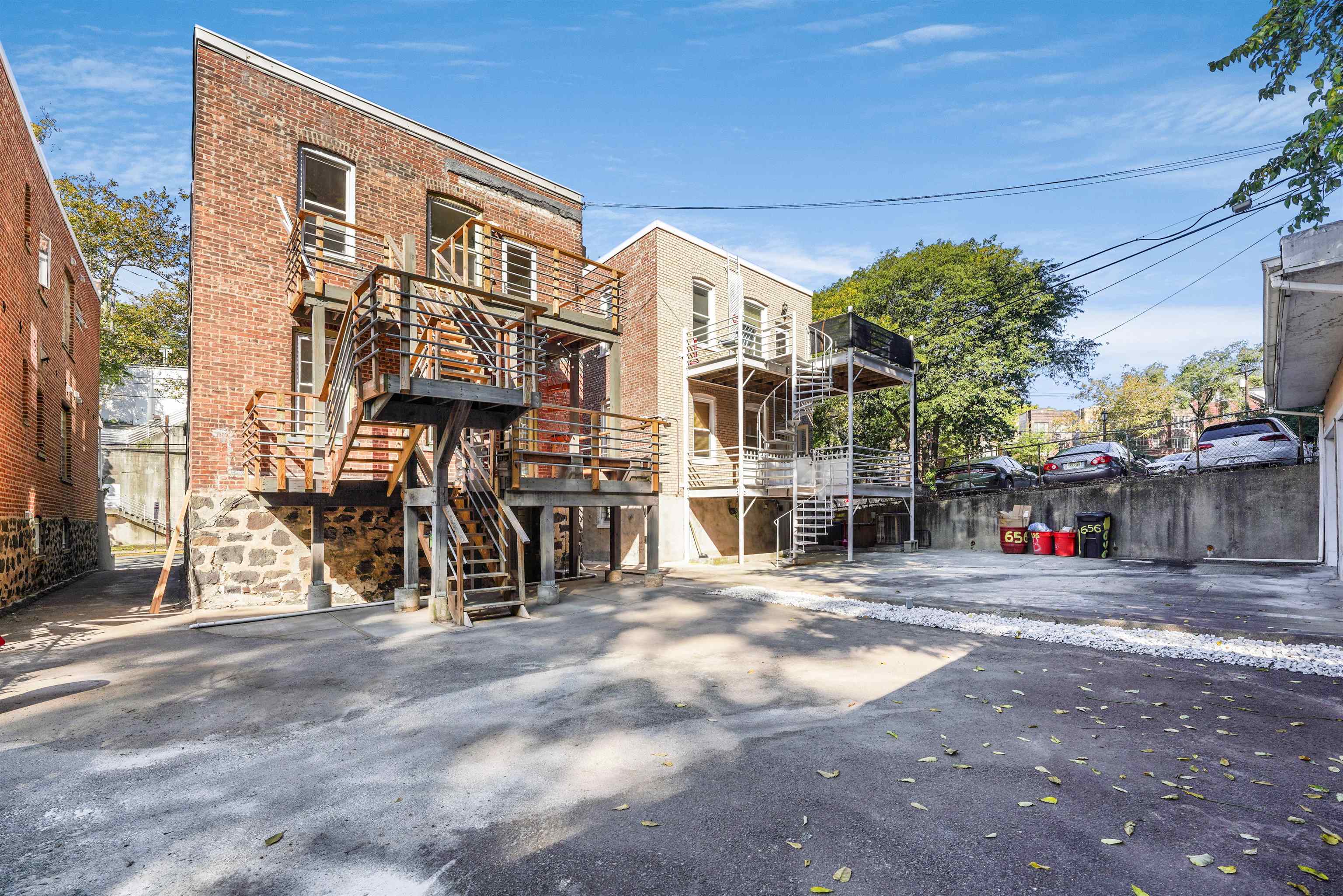 654 BLVD EAST Unit 1