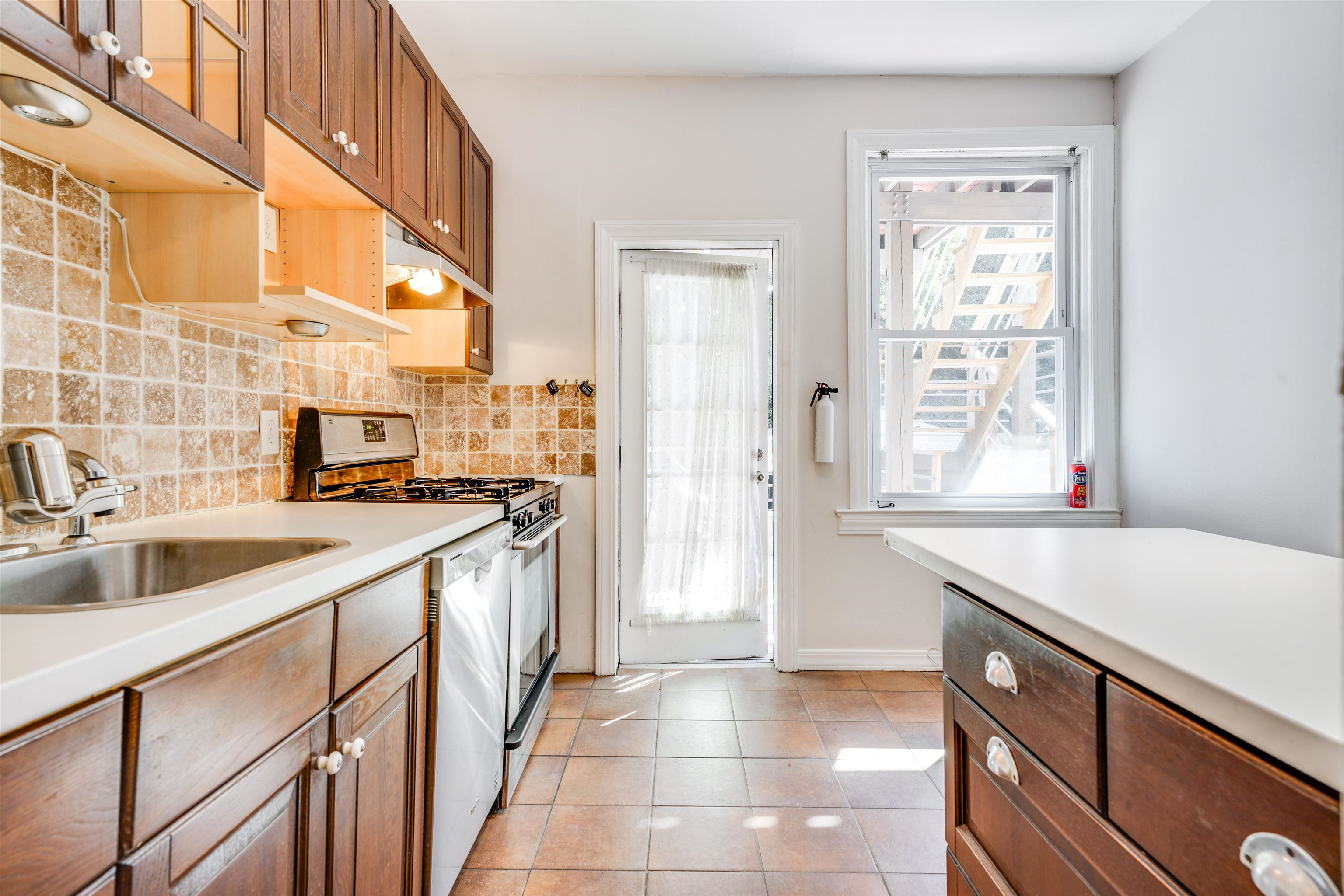 654 BLVD EAST Unit 1