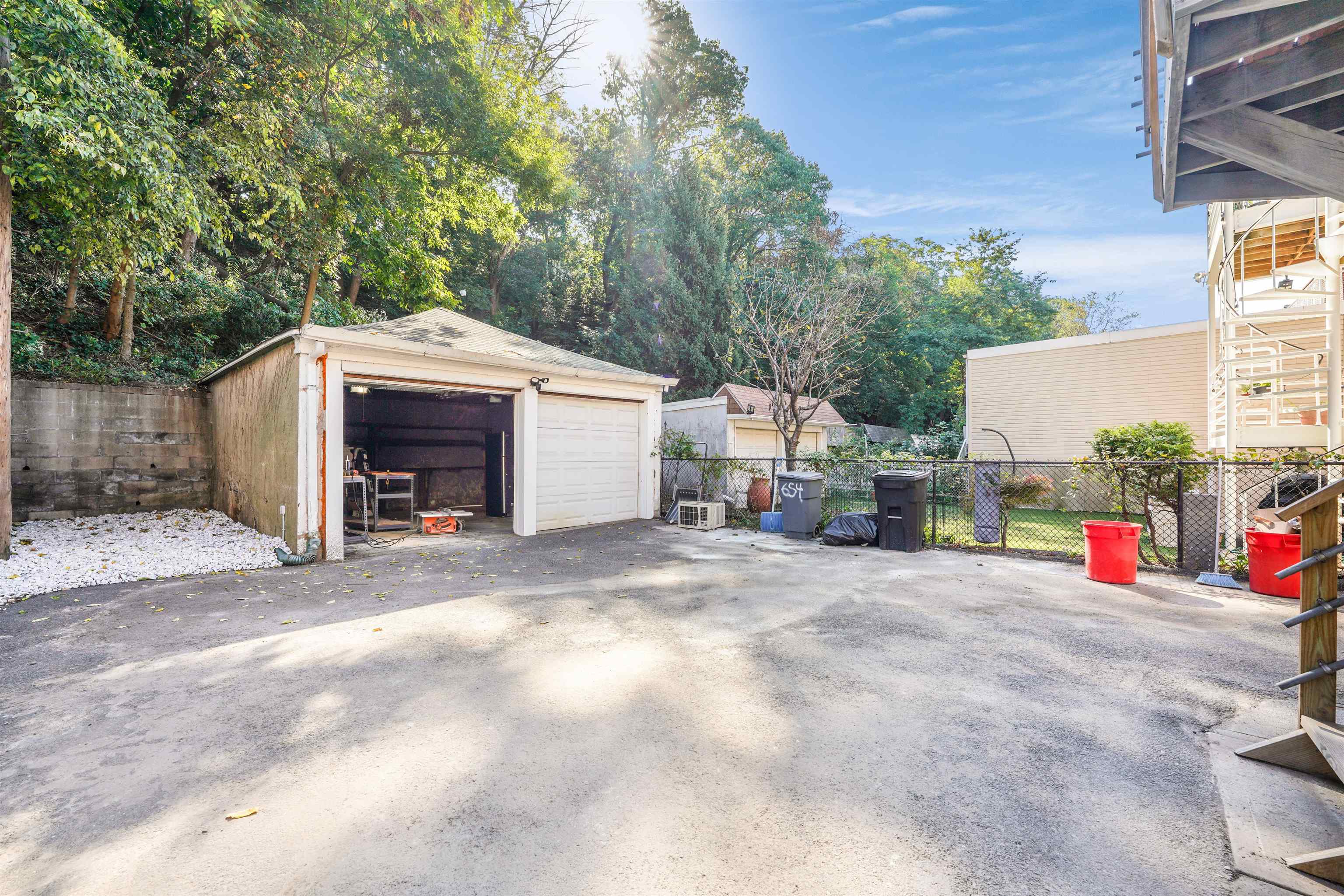 654 BLVD EAST Unit 1