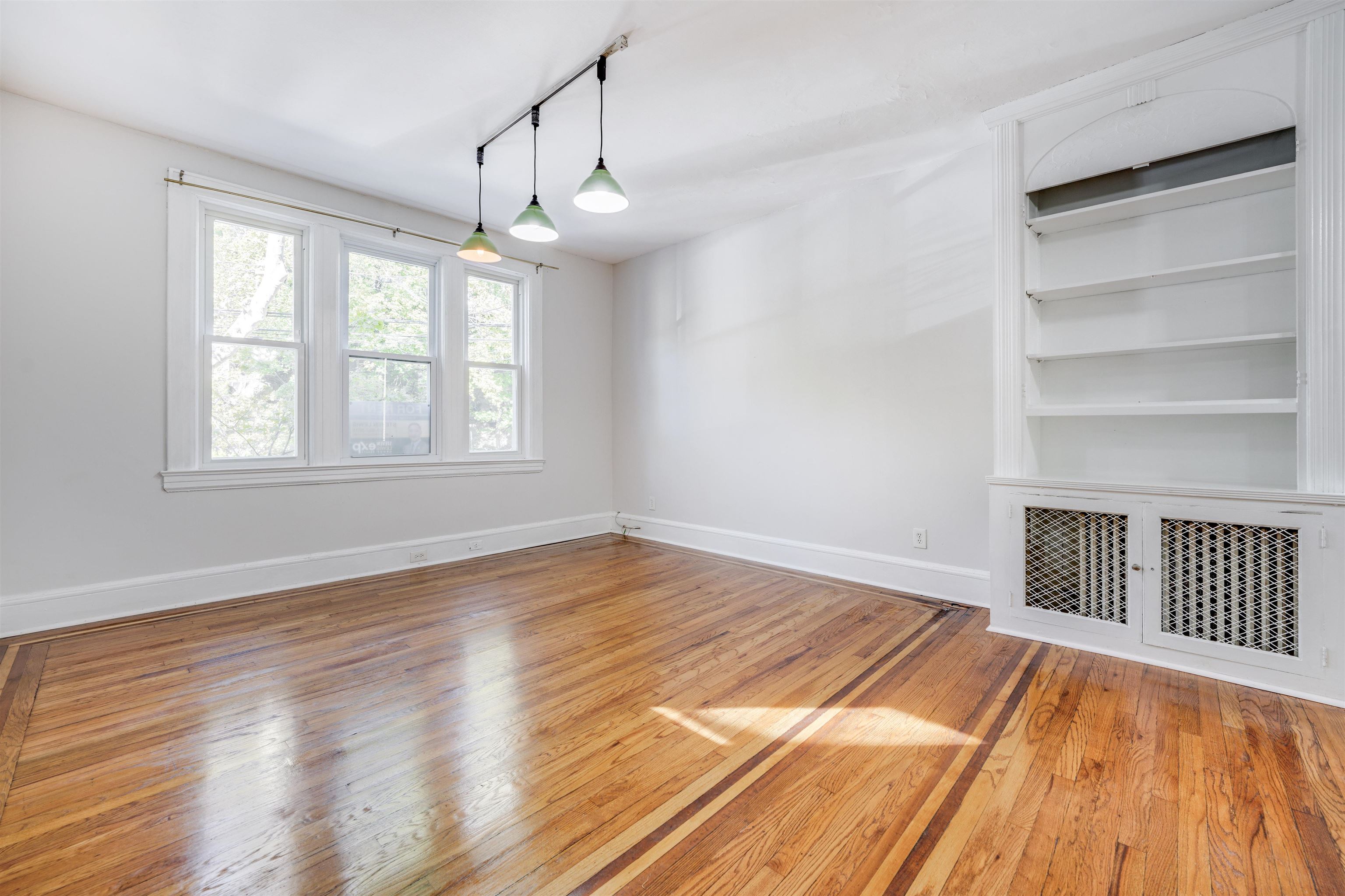 654 BLVD EAST Unit 1
