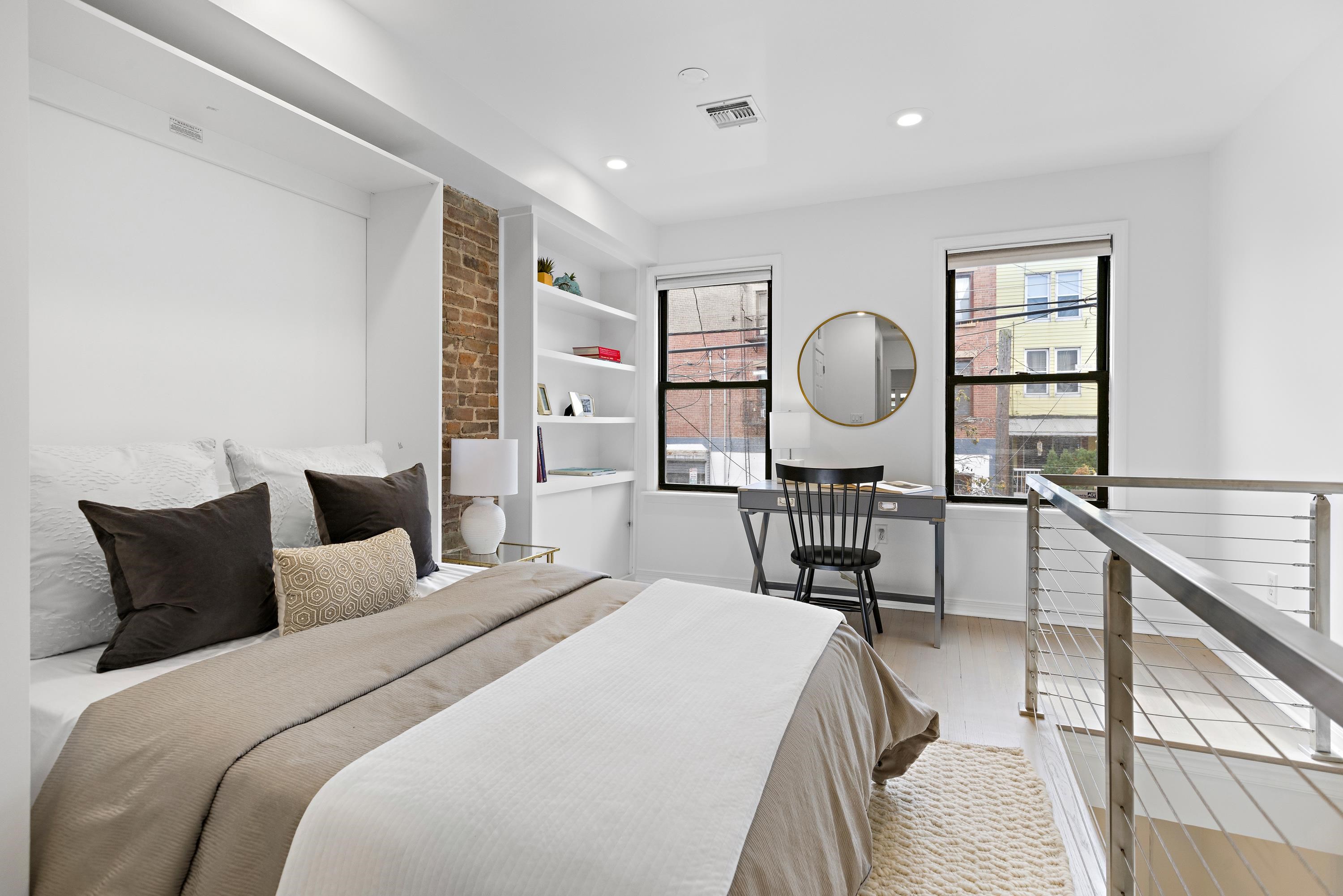 340.5 5TH ST
