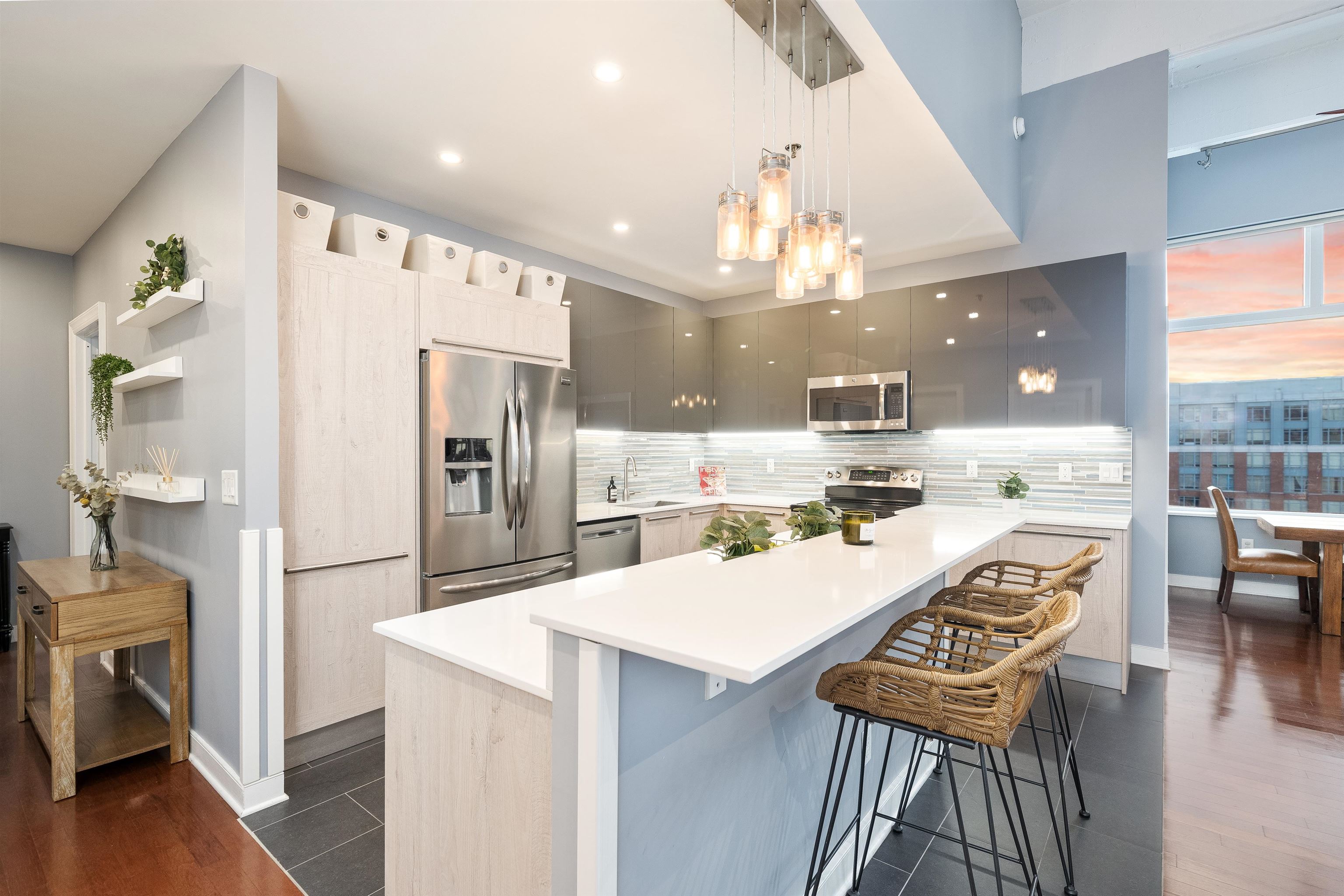 1500 HUDSON ST Unit: 8R