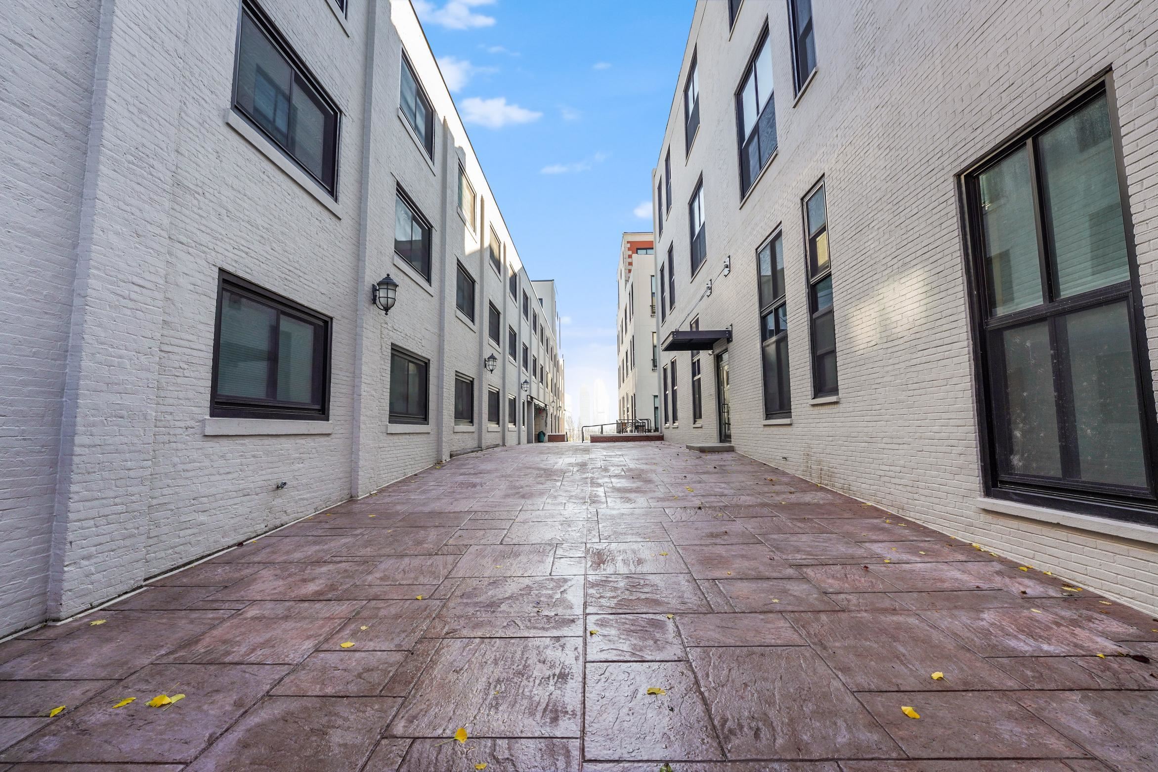 518 GREGORY AVE Unit A106