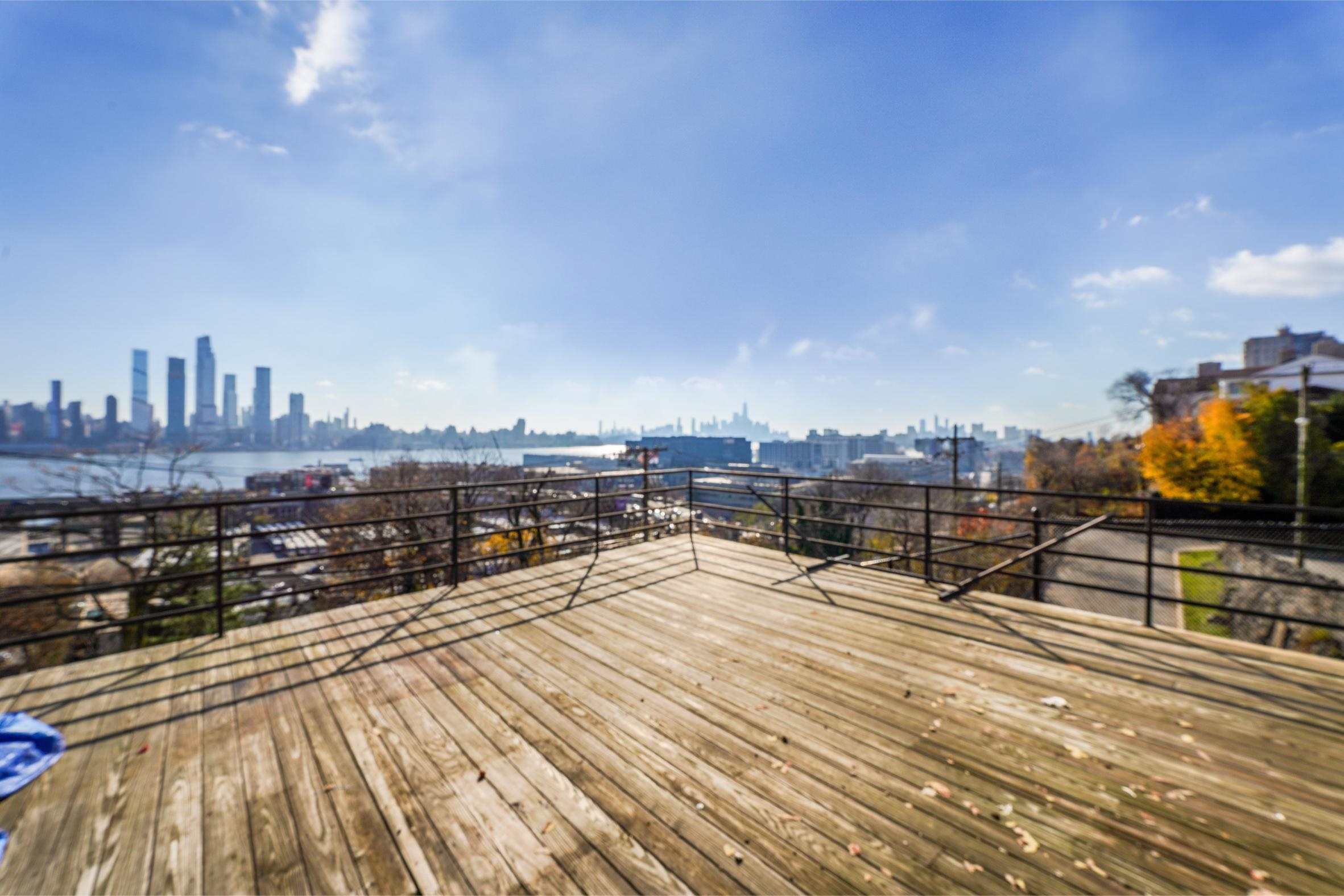 518 GREGORY AVE Unit A106