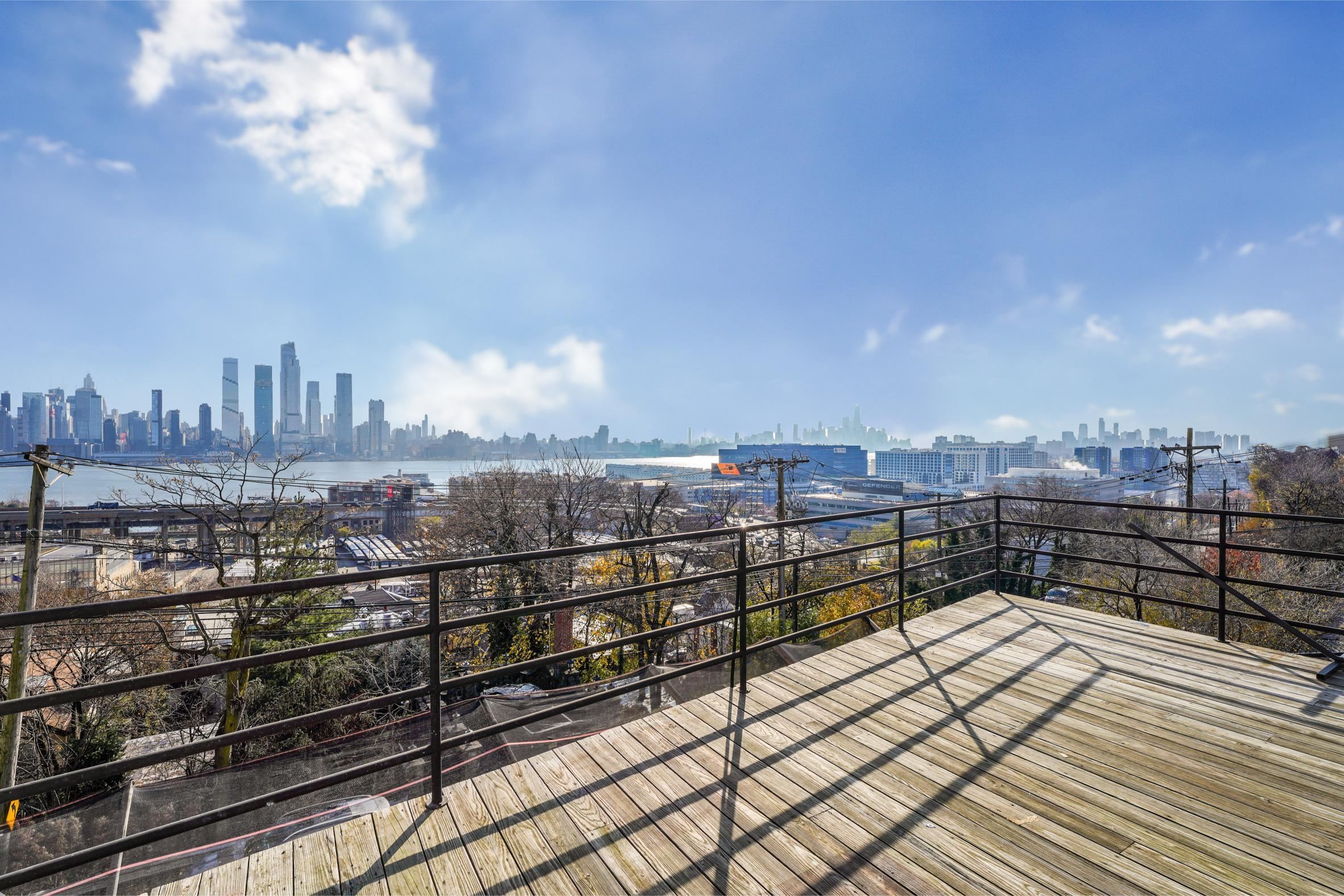 518 GREGORY AVE Unit A106