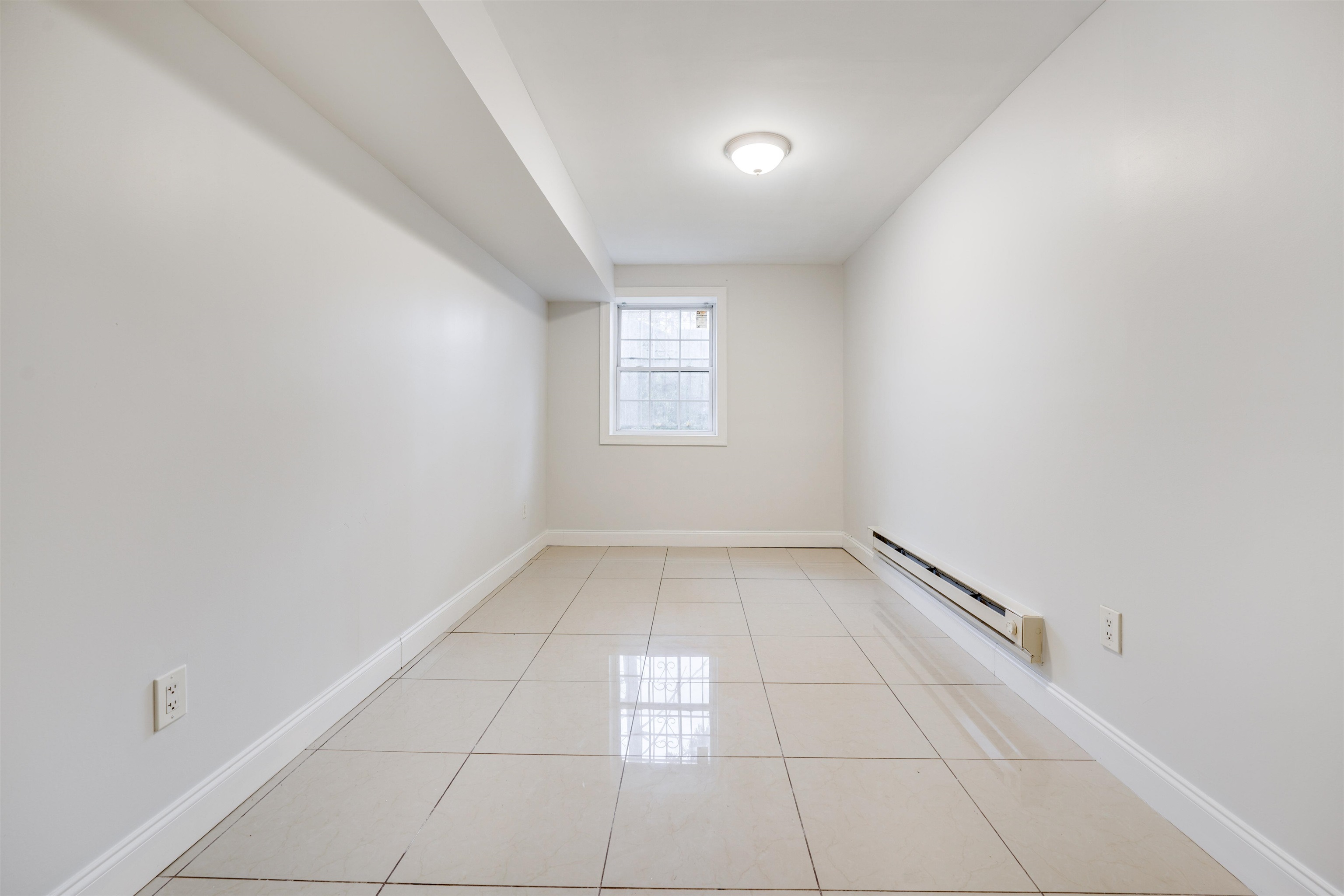 28 VAN CLEEF ST Unit G