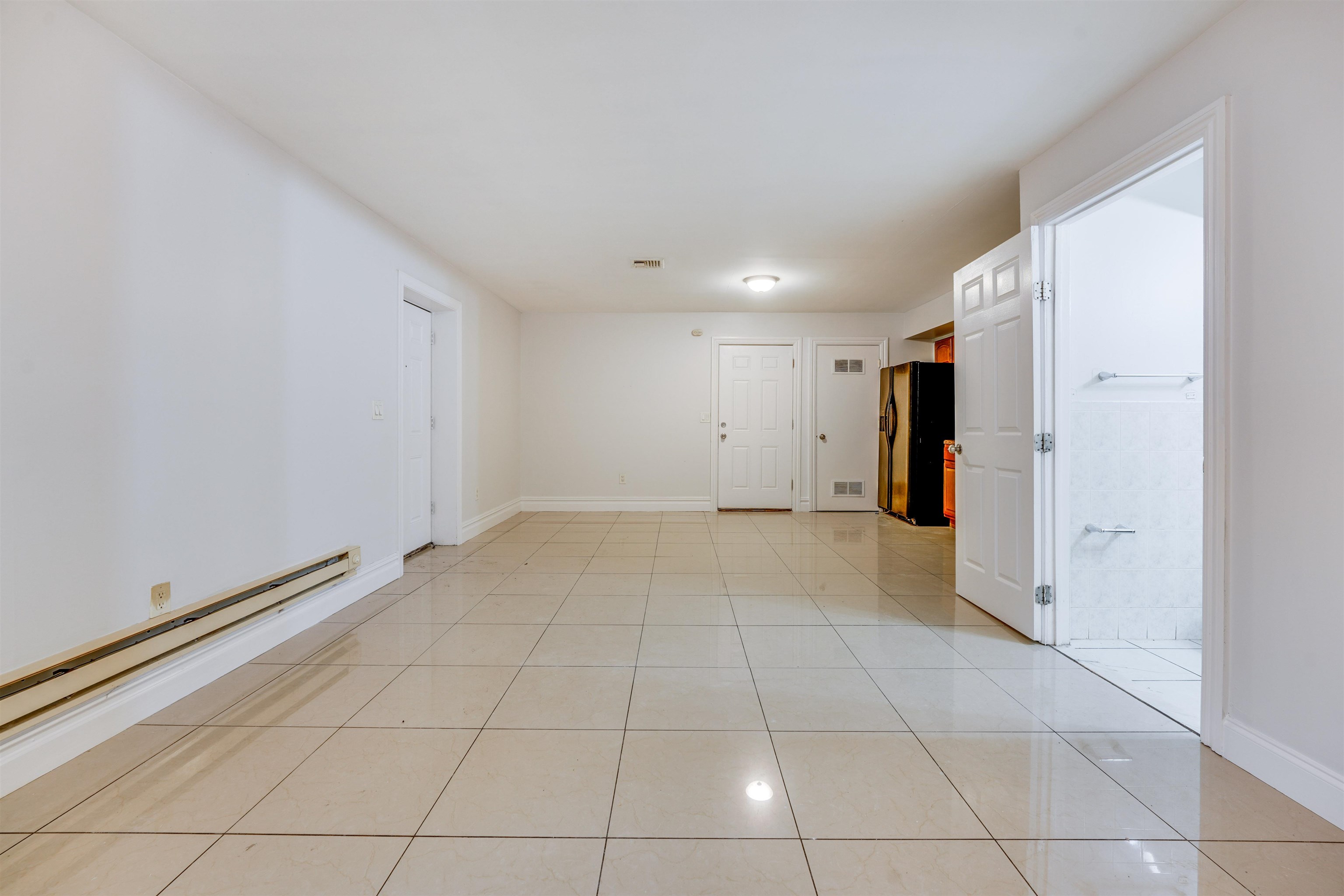 28 VAN CLEEF ST Unit G
